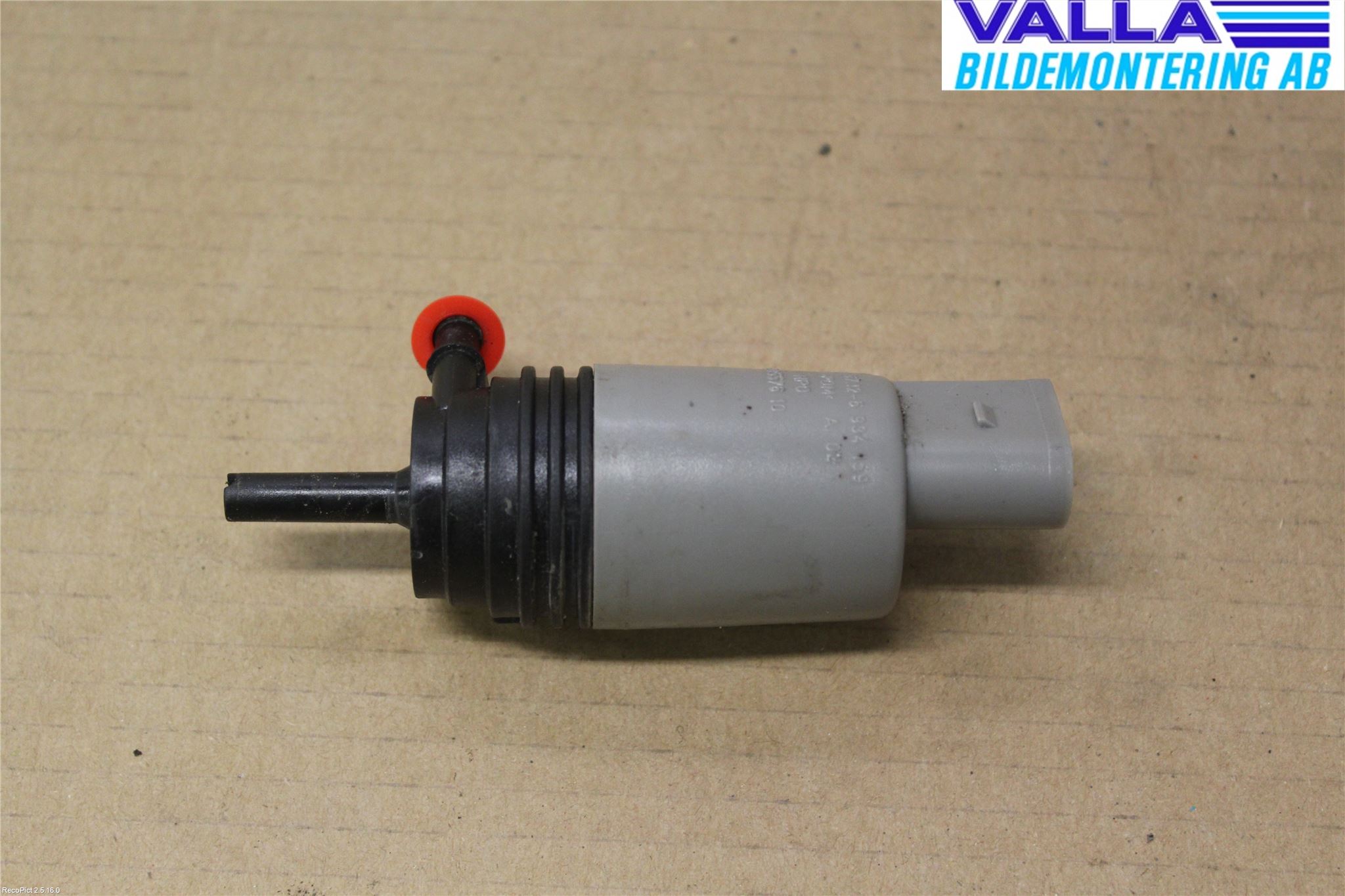 BMW 3 E90/91 SED/TOU 05-12 Spylerpumpe Frontrute