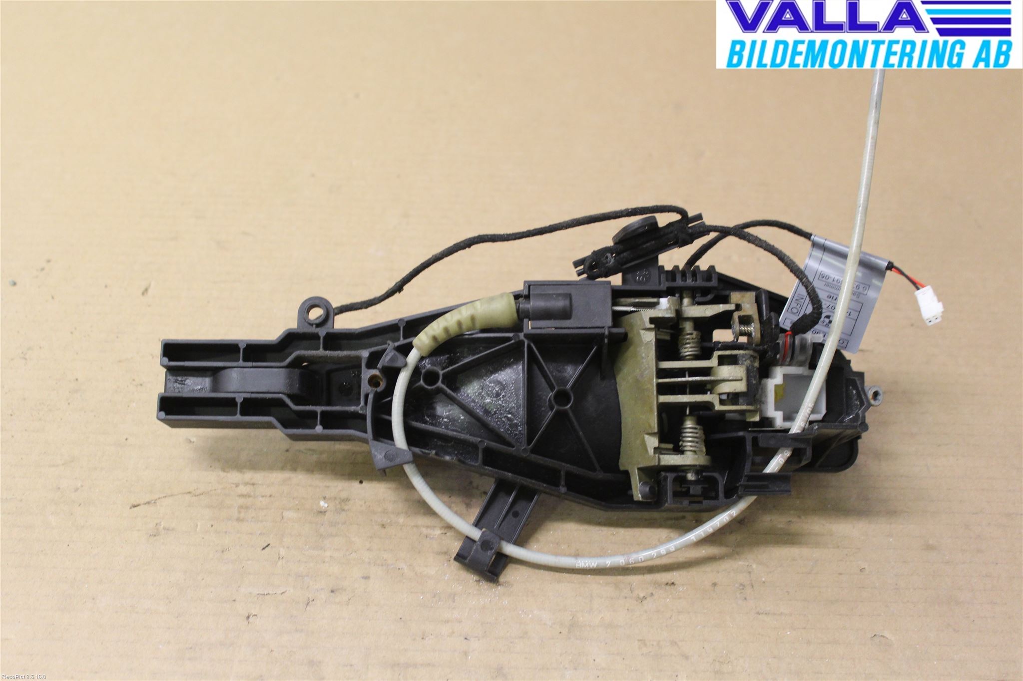 BMW 3 E90/91 SED/TOU 05-12 Dørhandtak Ytre Venstre