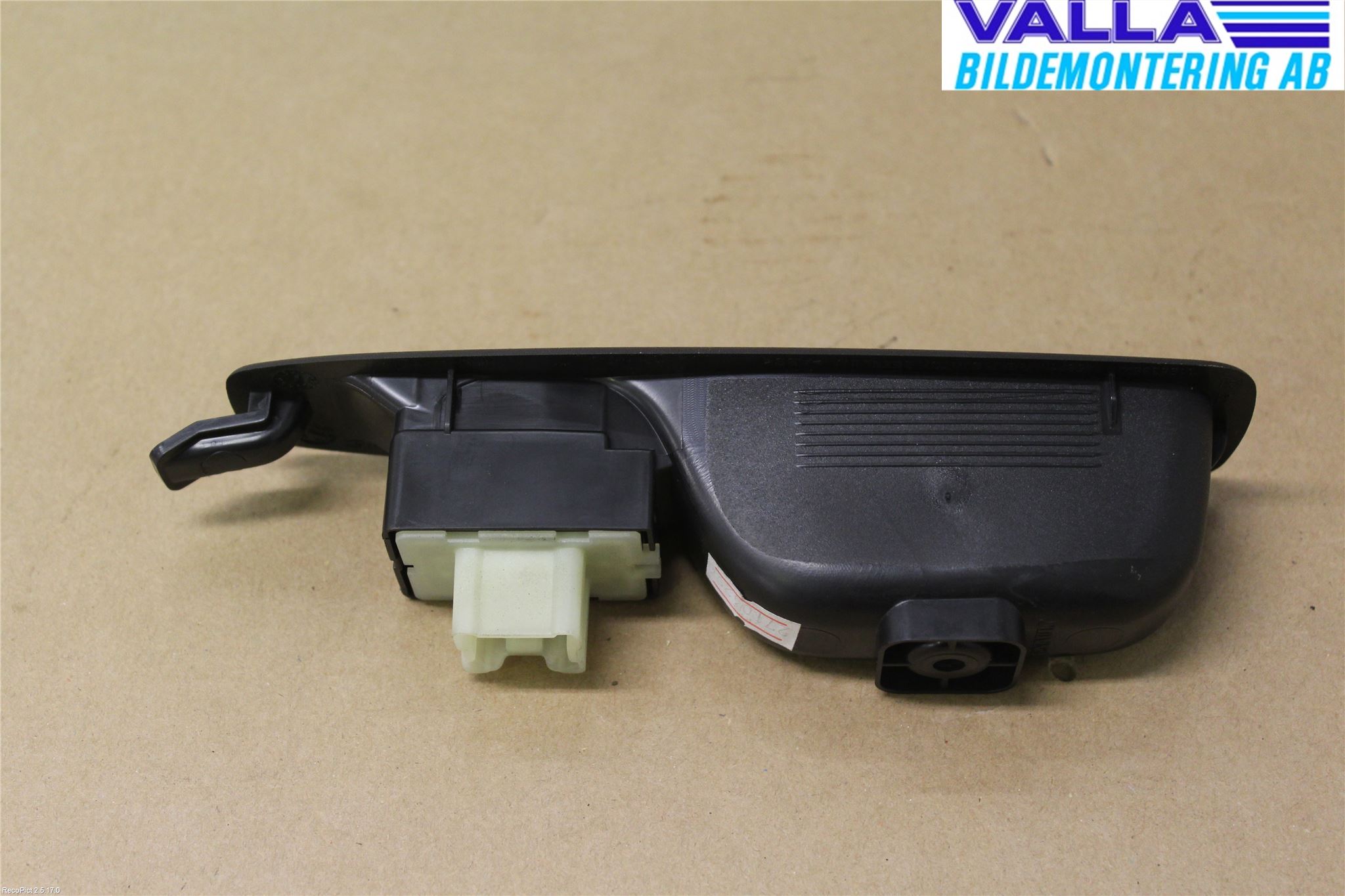 Renault CLIO IV 12-16 Bryter Vindusheis