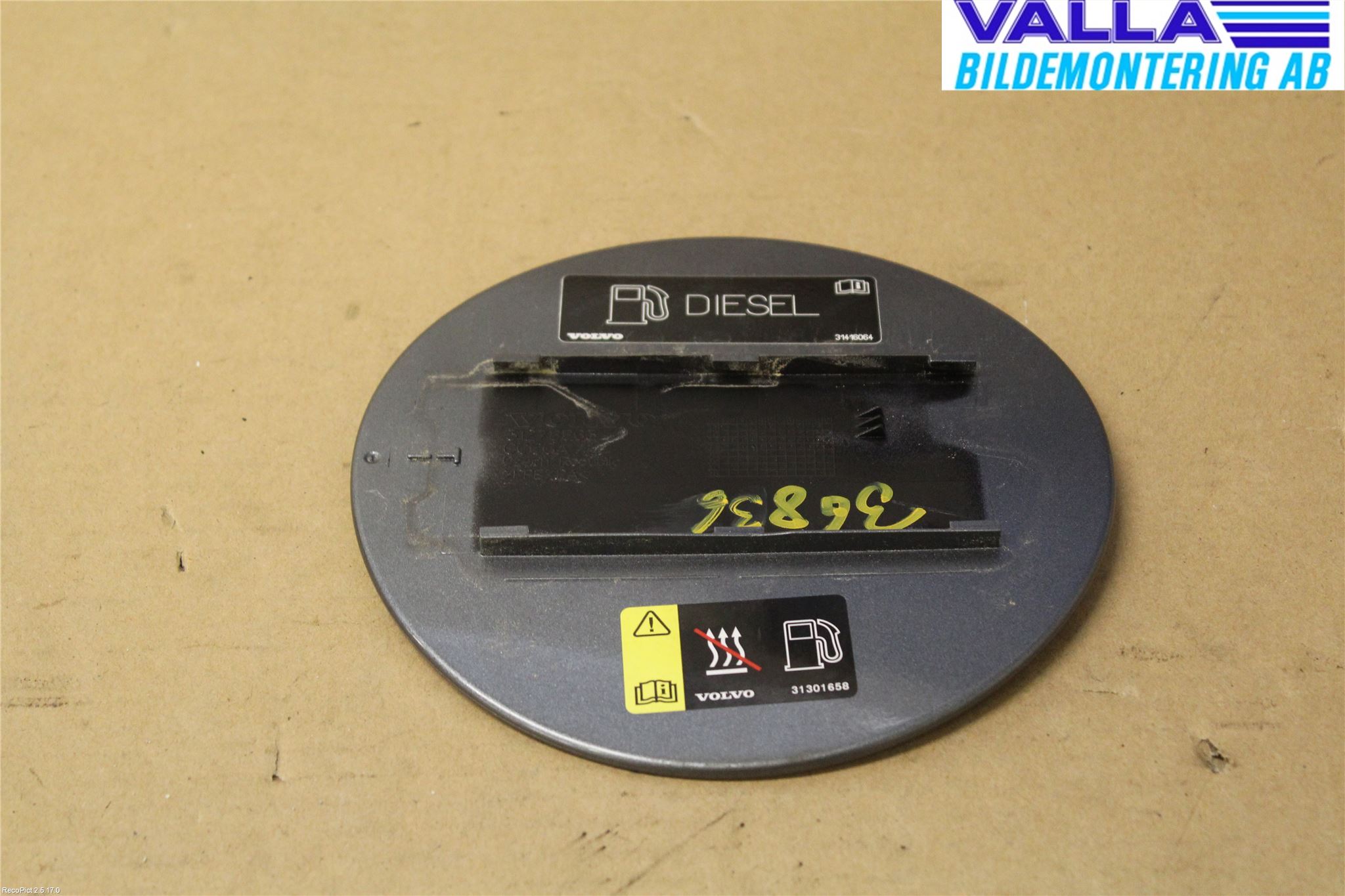 Volvo V40 12-19 Drivstoff Tankluke
