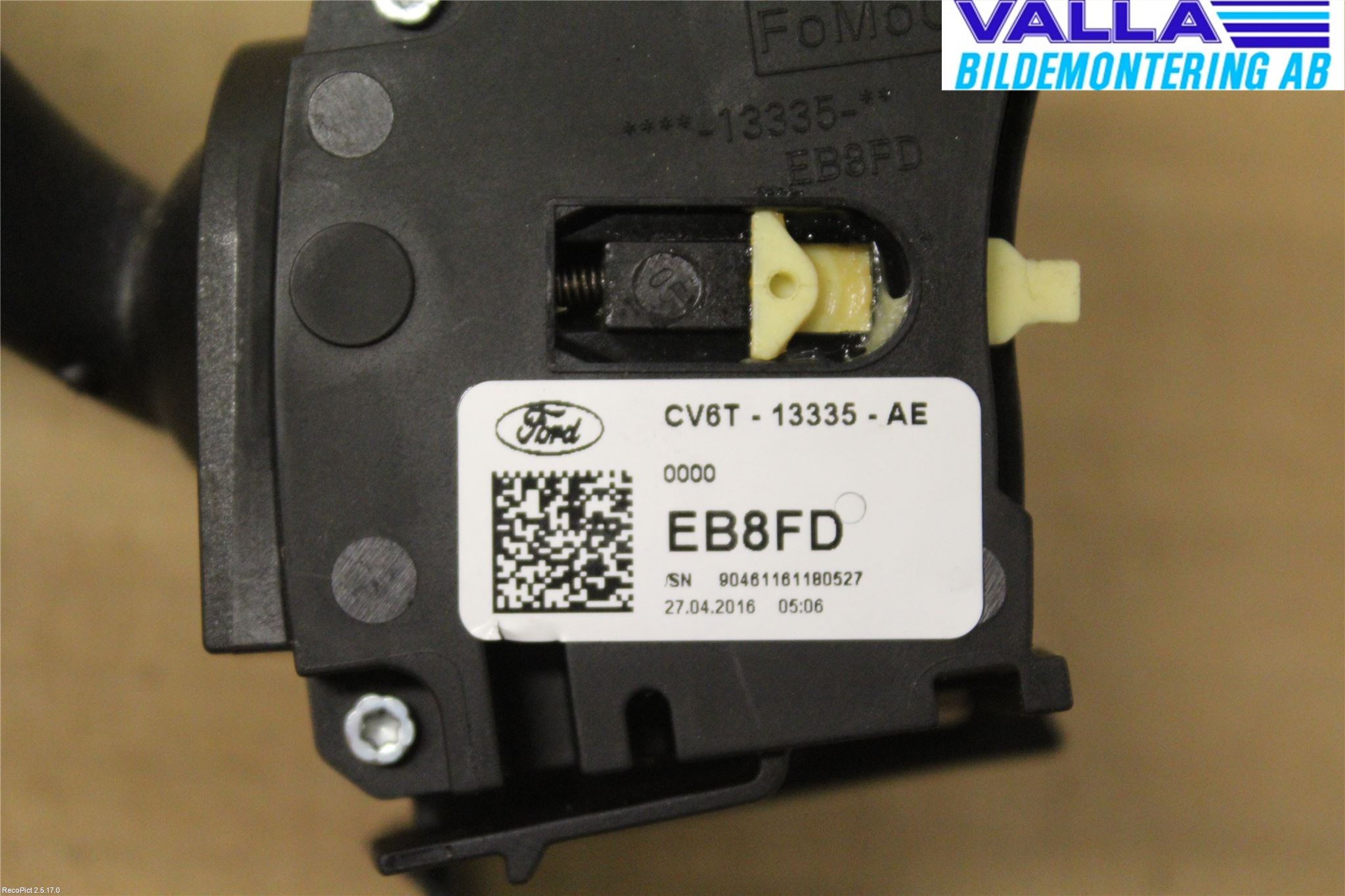 Ford TRANSIT/TOURNEO CONNECT 13-22 Bryter Ratt Blinklys - Lys