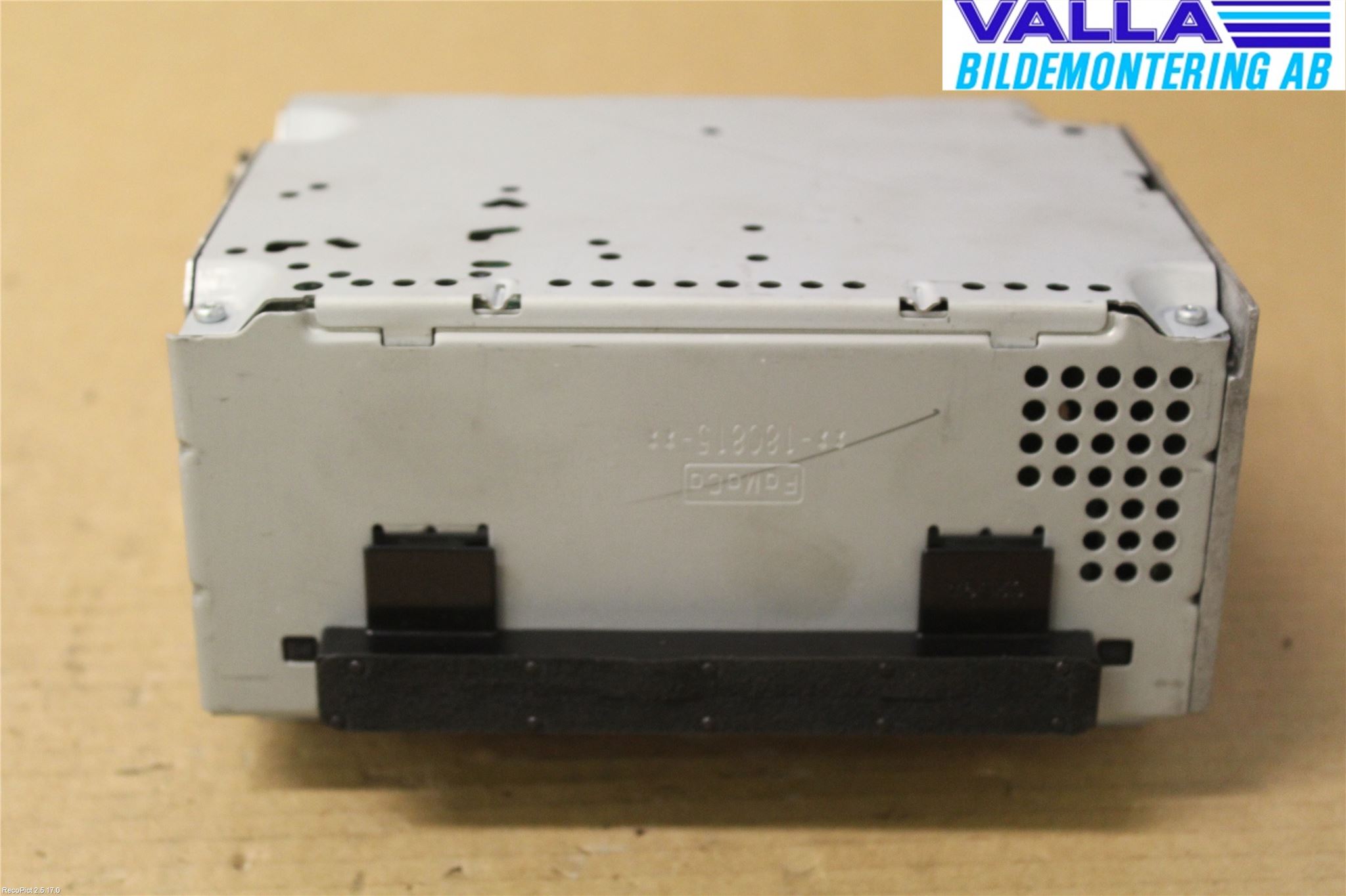 Ford TRANSIT/TOURNEO CONNECT 13-22 Stereo Radio Med Cd