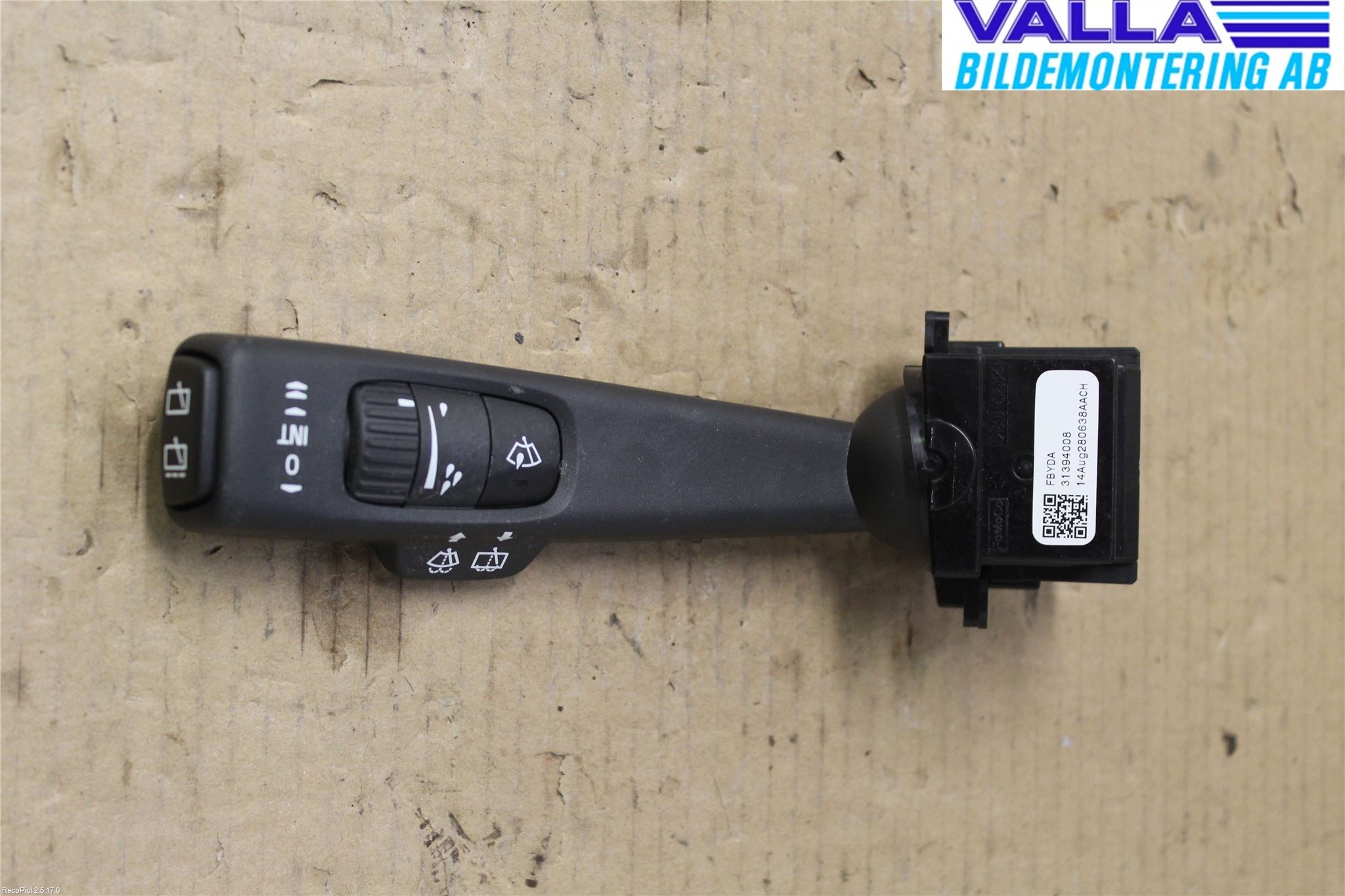 Volvo V40 12-19 Bryter Ratt Visker - Spyler