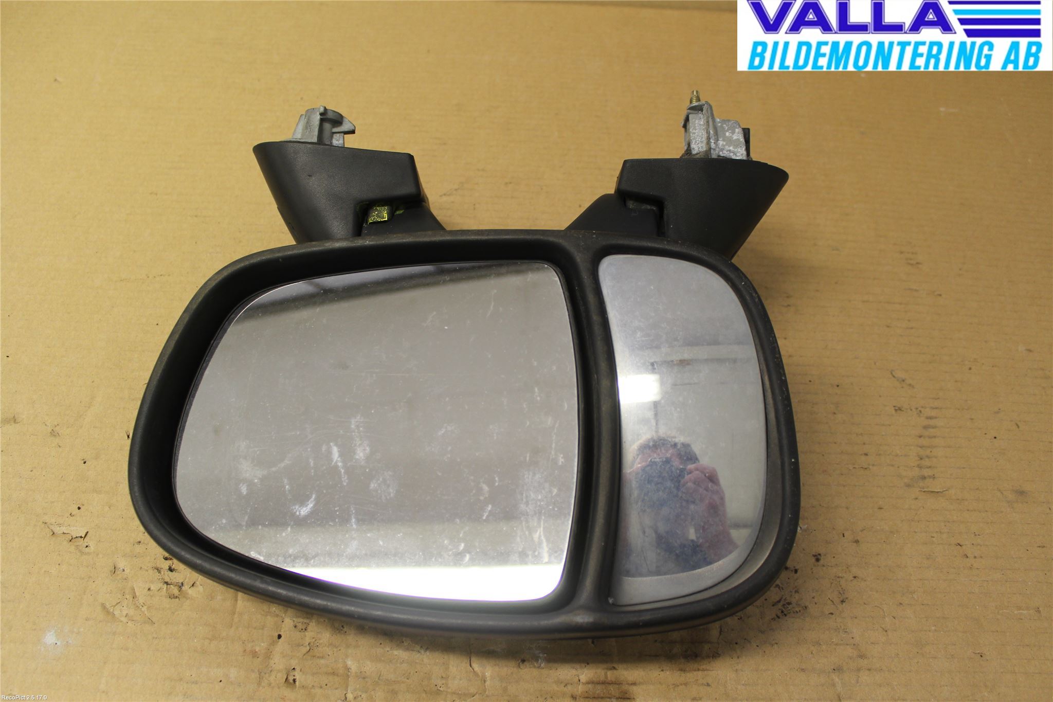 Renault TRAFIC   02-14 Speil V M-El Justering