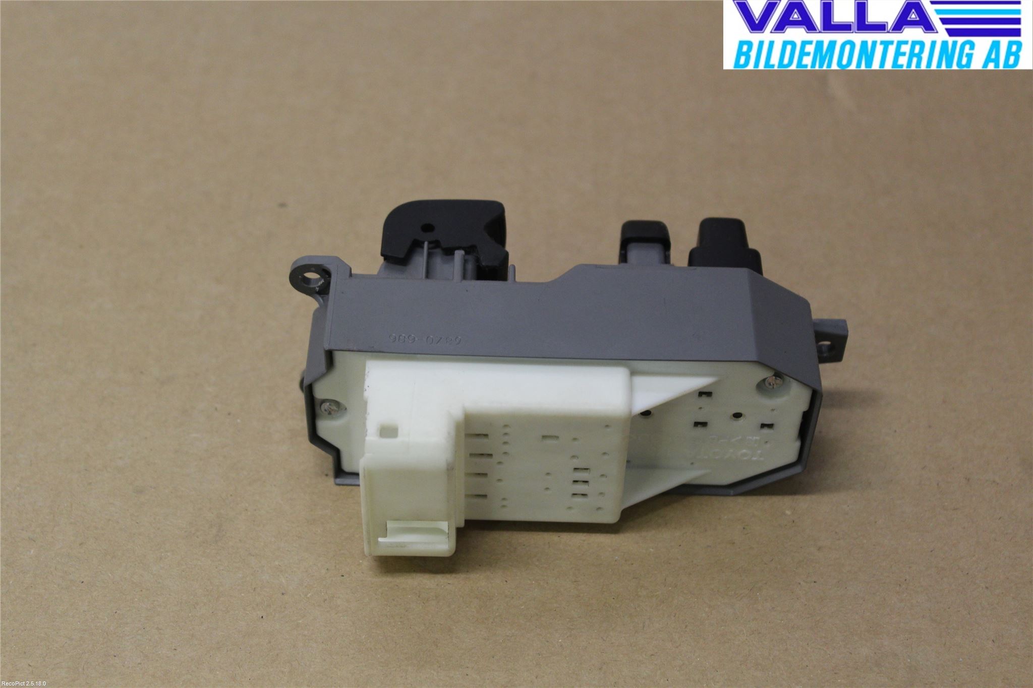 Toyota YARIS XP90 06-11 Bryter Vindusheis