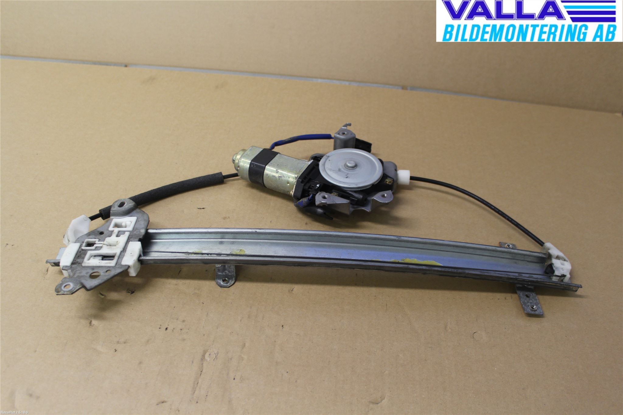 Nissan NAVARA 98-05 Vindusheis El Komp