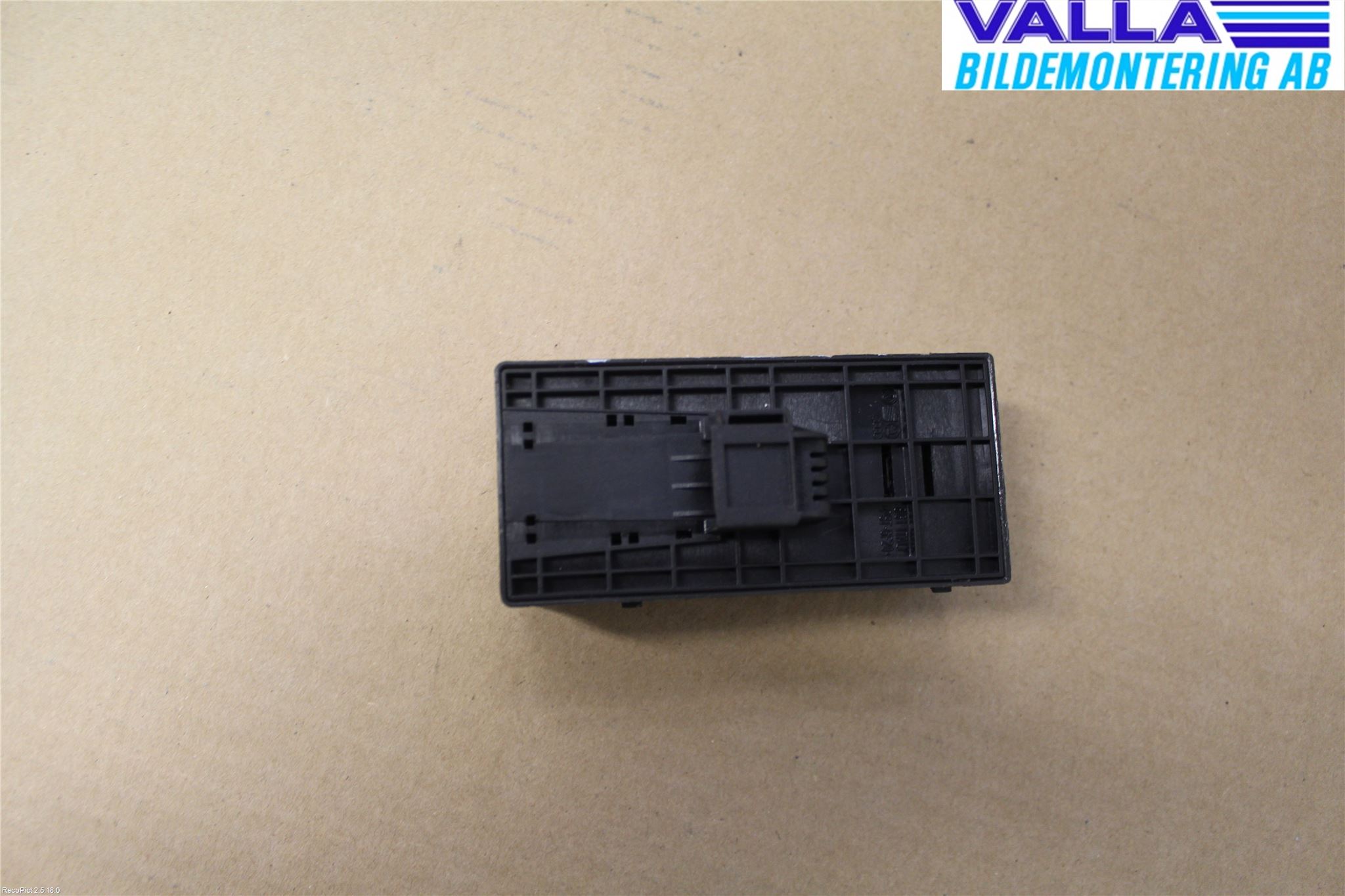Audi A4/S4 08-11 Bryter Vindusheis