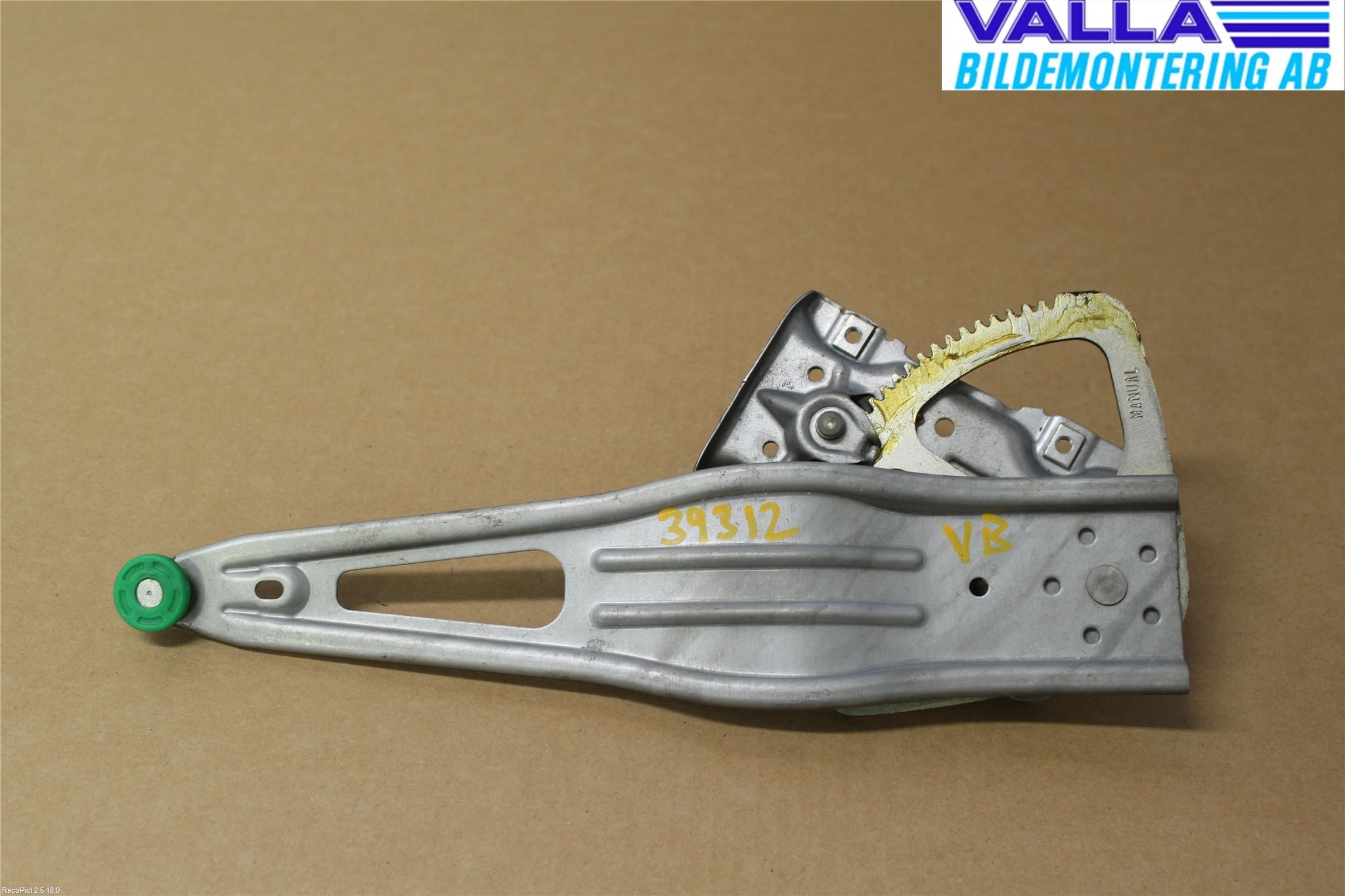 Toyota YARIS XP90 06-11 Vindusheis