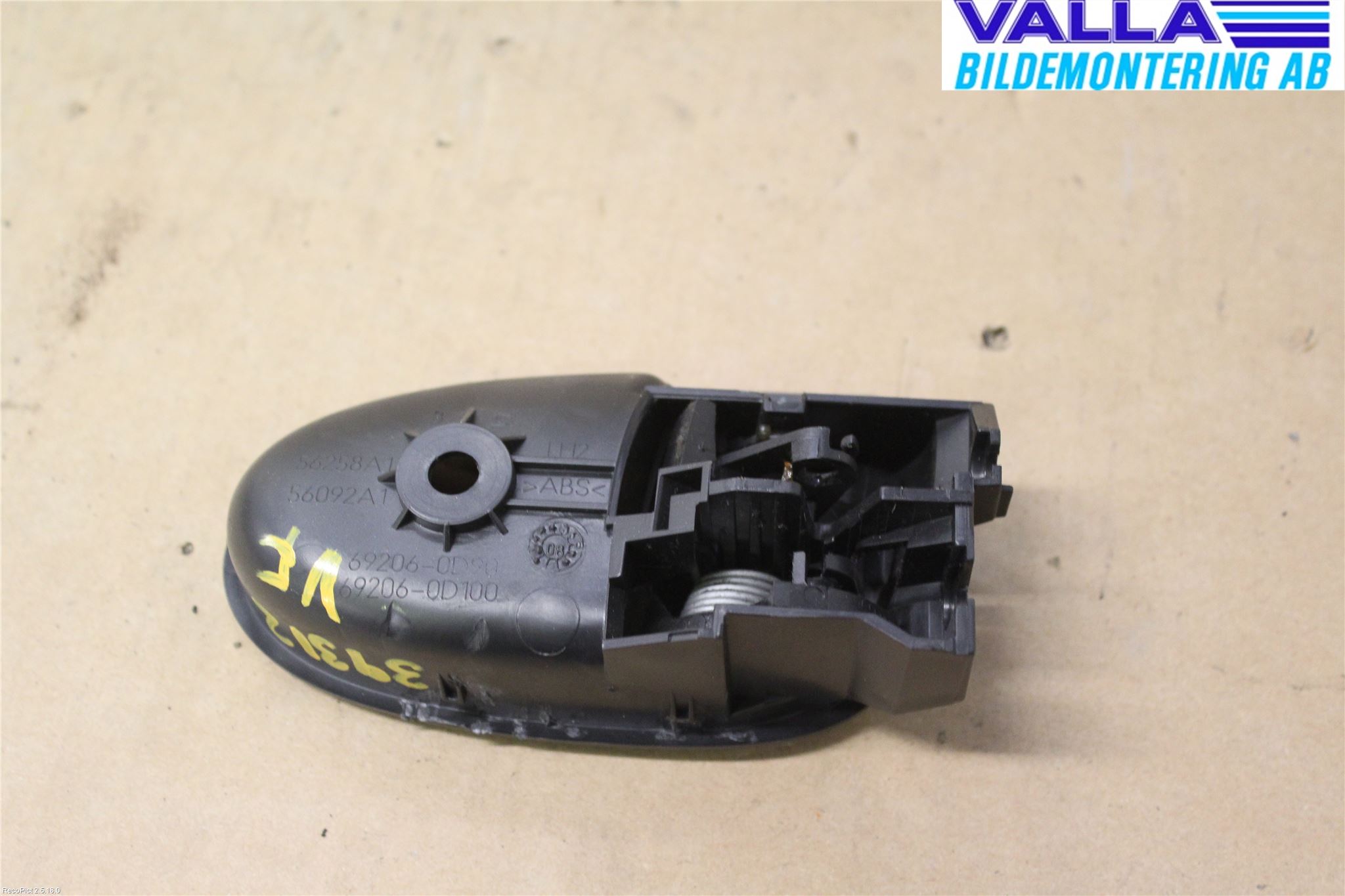 Toyota YARIS XP90 06-11 Innr Dørhandtak V Indre
