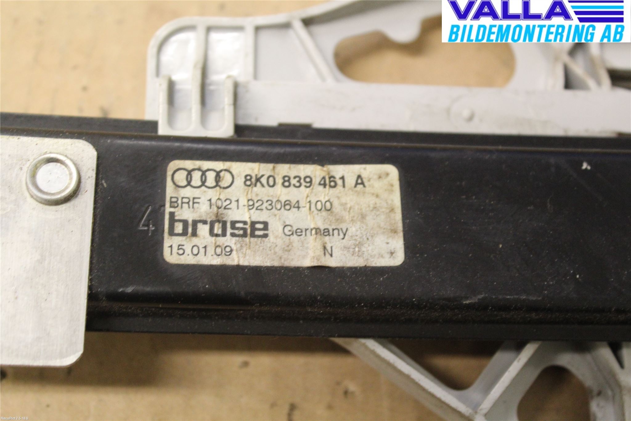 Audi A4/S4 08-11 Vindusheis