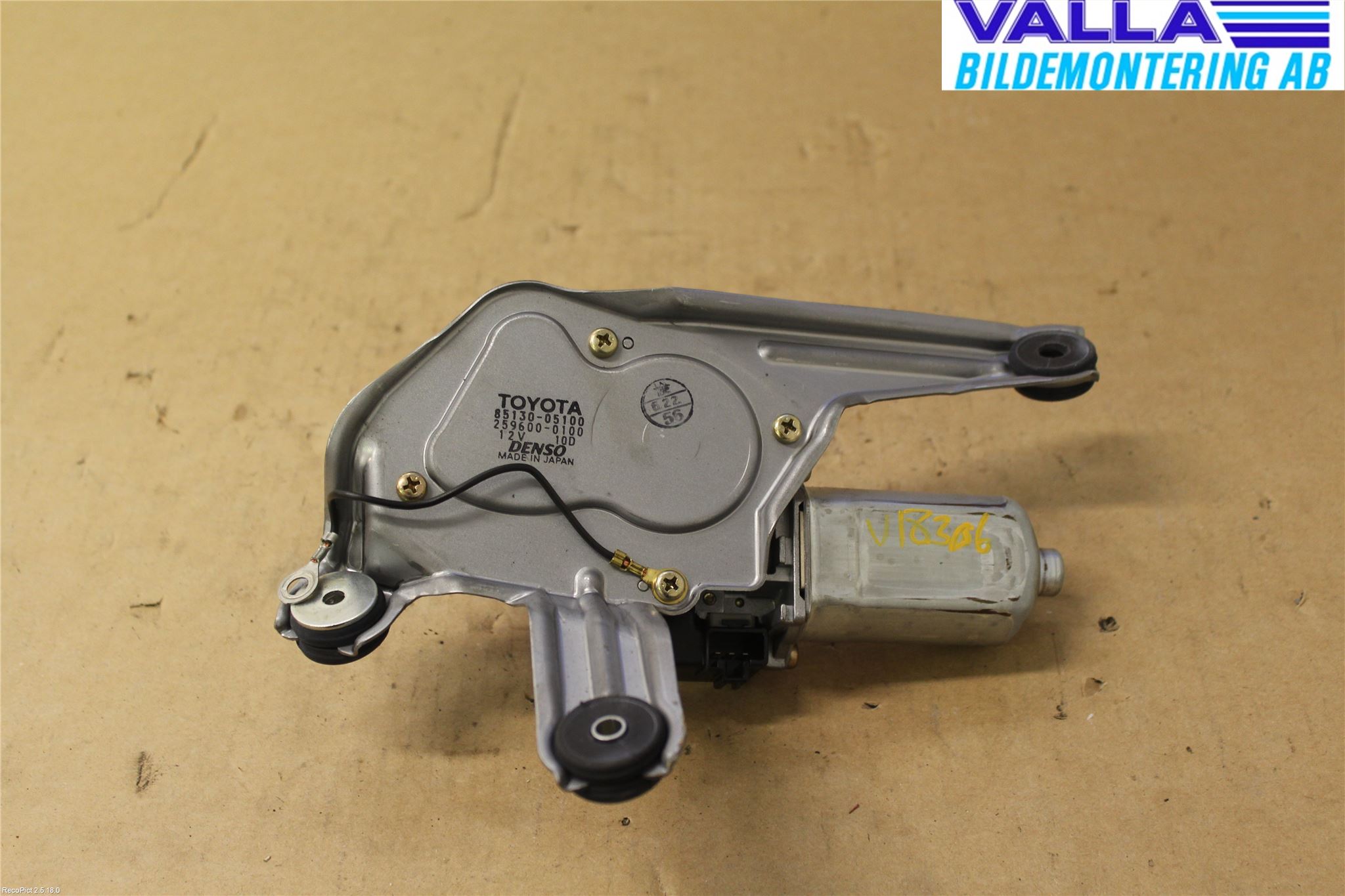 Toyota AVENSIS 03-06 Viskermotor Bakluke