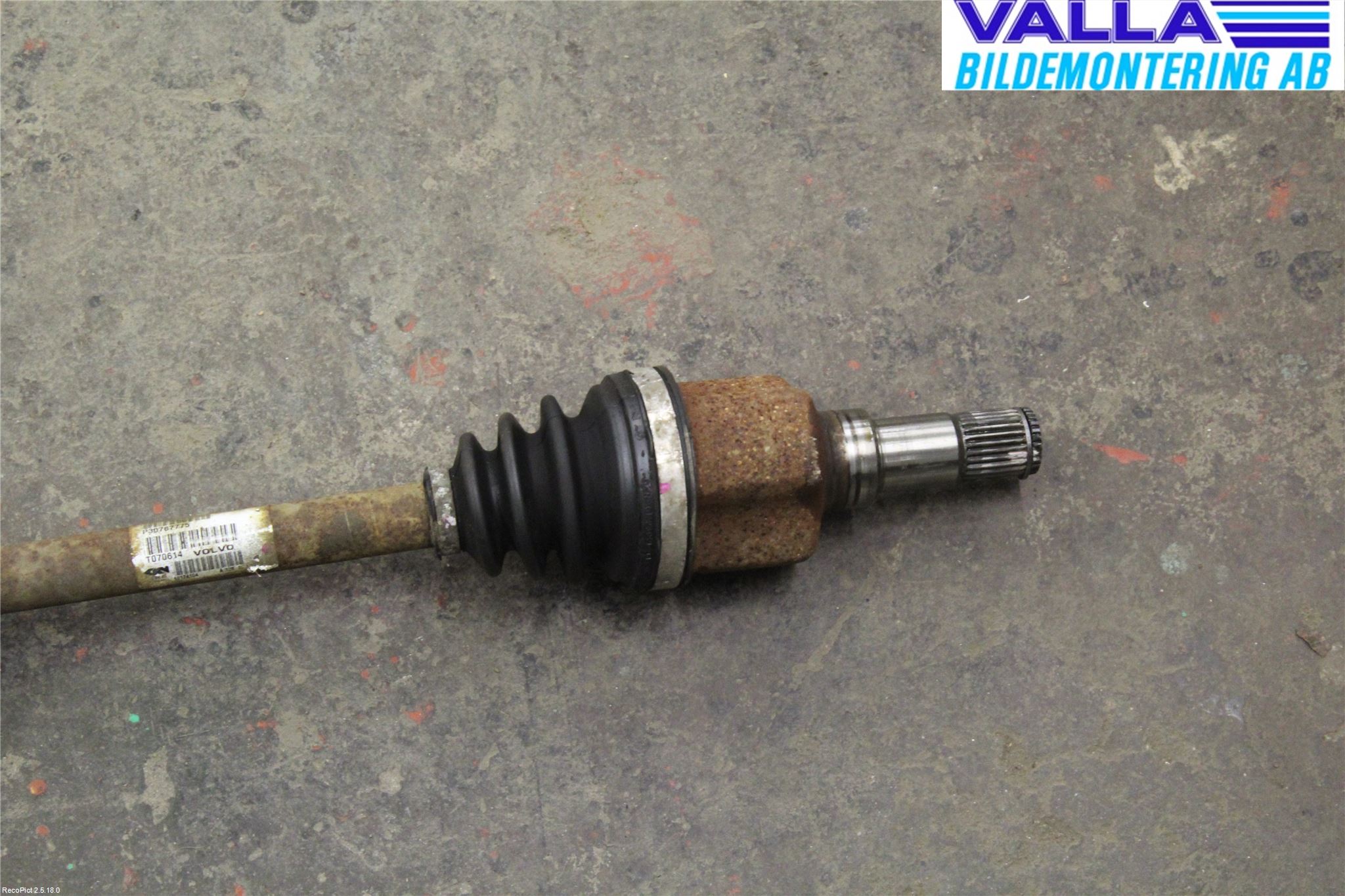 Volvo S40 08-12 Drivaksel Foran Kompl Venstre