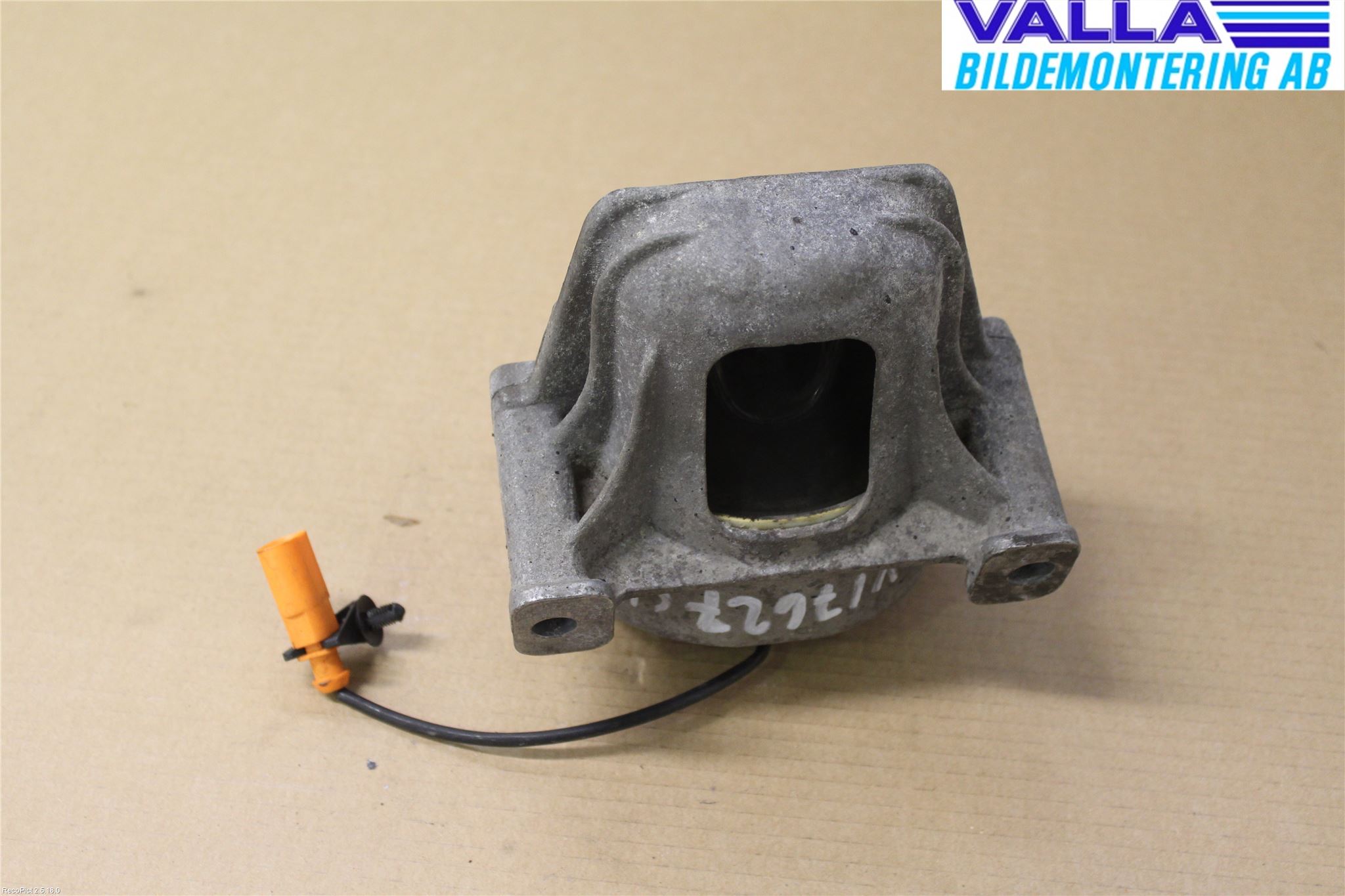 Audi A4/S4 08-11 Motor Feste Gummi