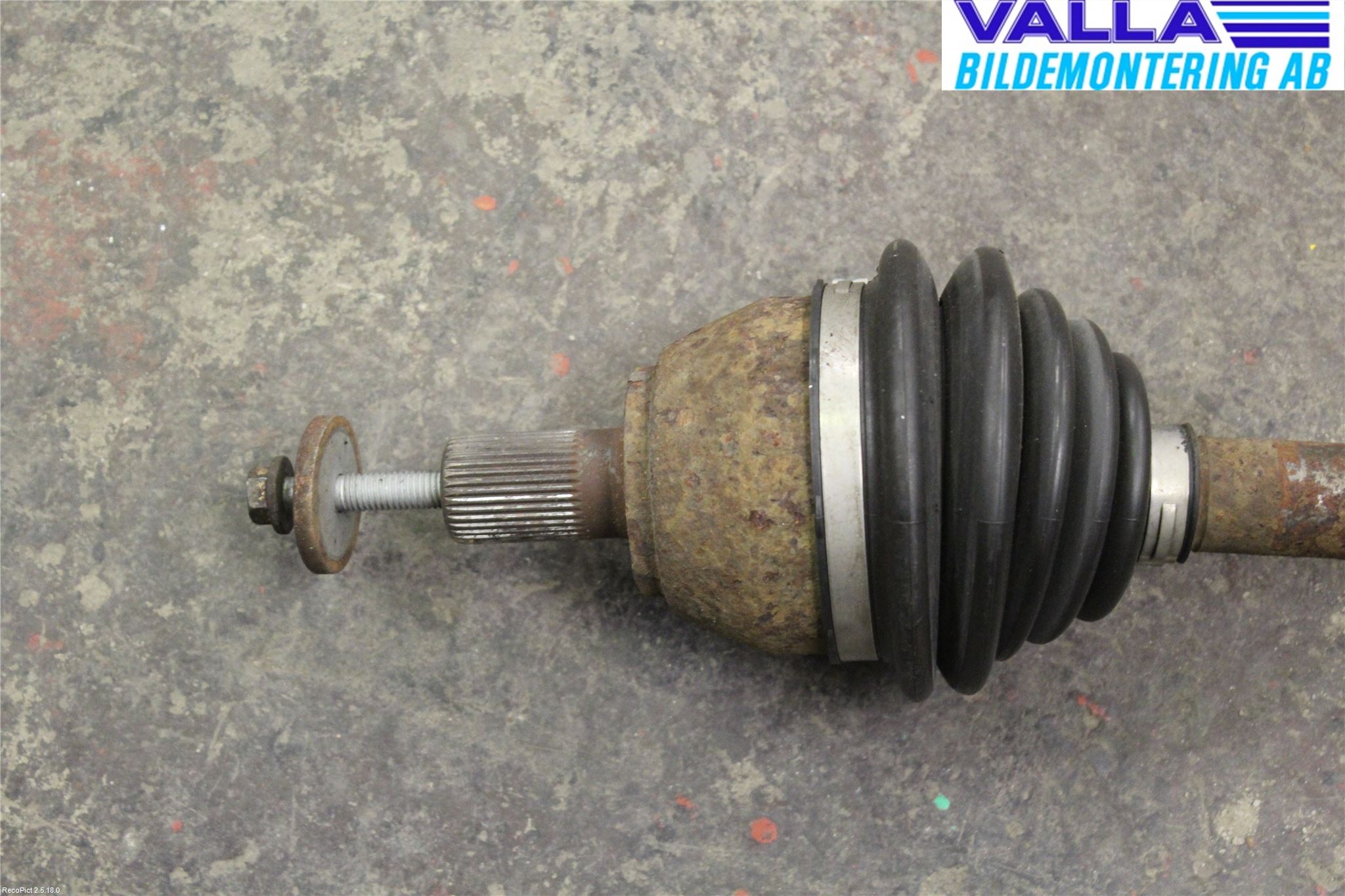 Ford FOCUS 08-11 Drivaksel Foran Kompl Venstre