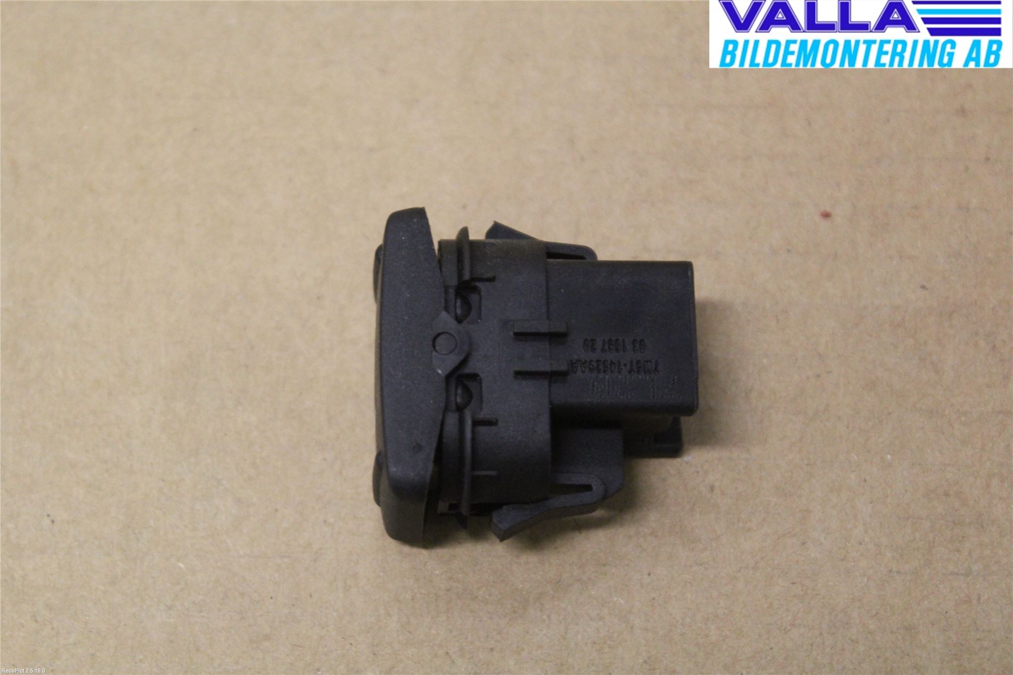 Ford FOCUS 08-11 Bryter Vindusheis