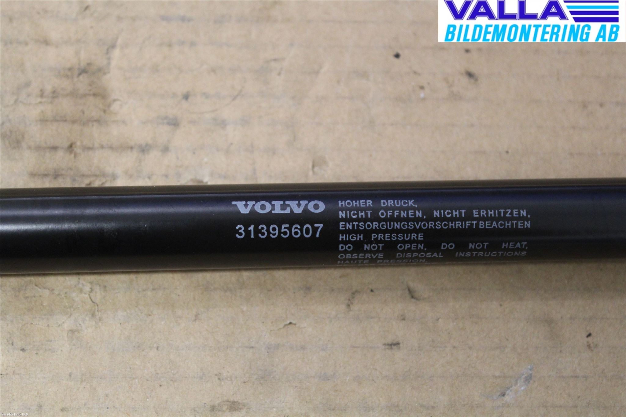 Volvo V40 12-19 Bakluke Demper-Gassfjær