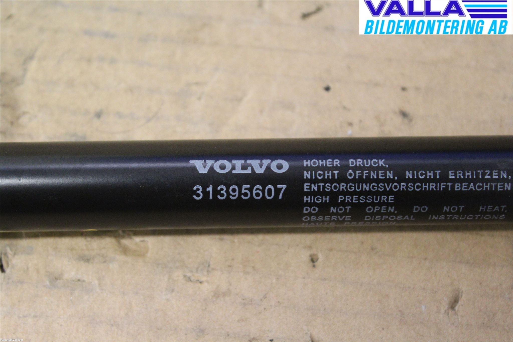 Volvo V40 12-19 Bakluke Demper-Gassfjær