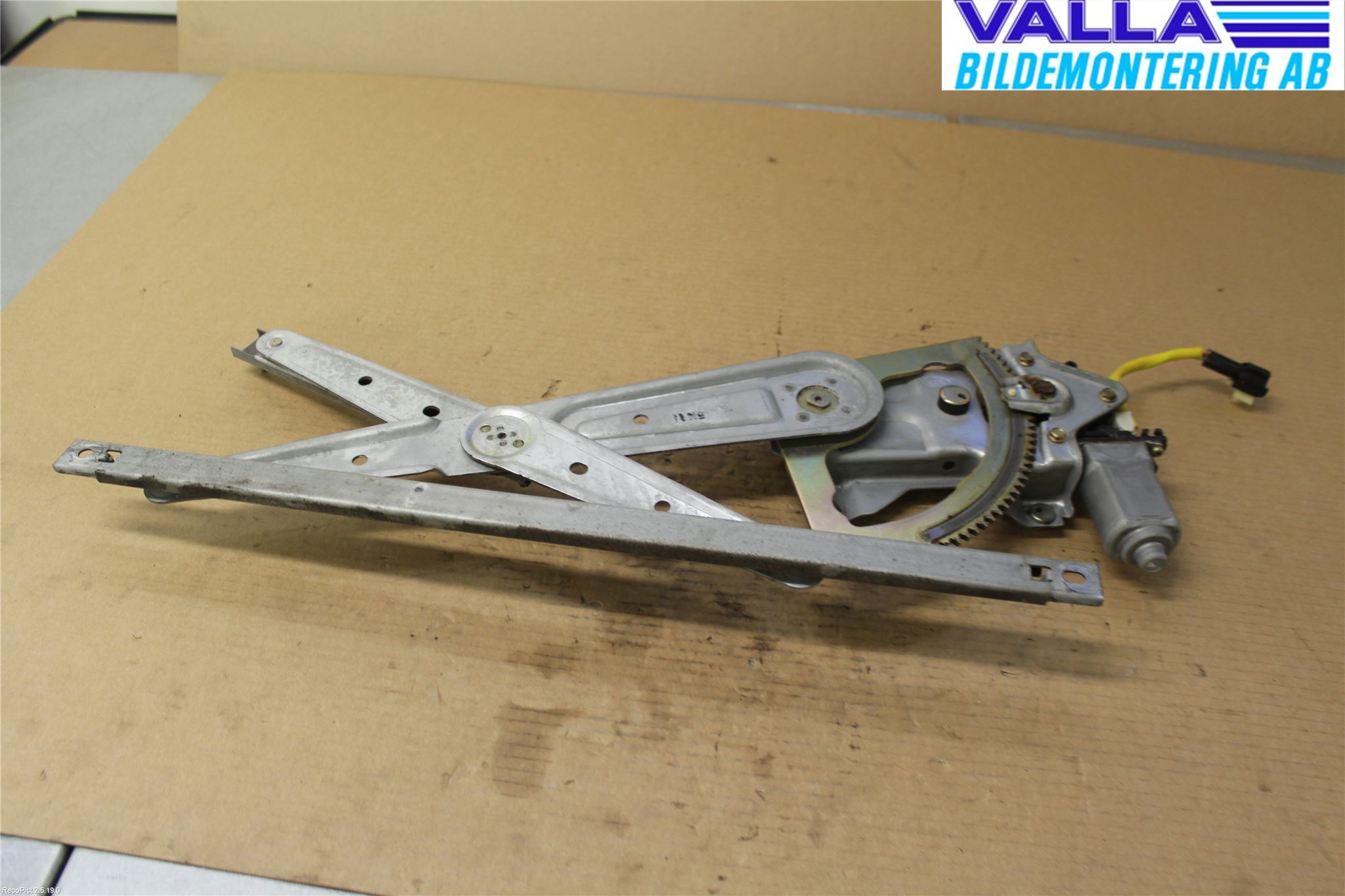 Kia SORENTO 03-09 Vindusheis El Komp