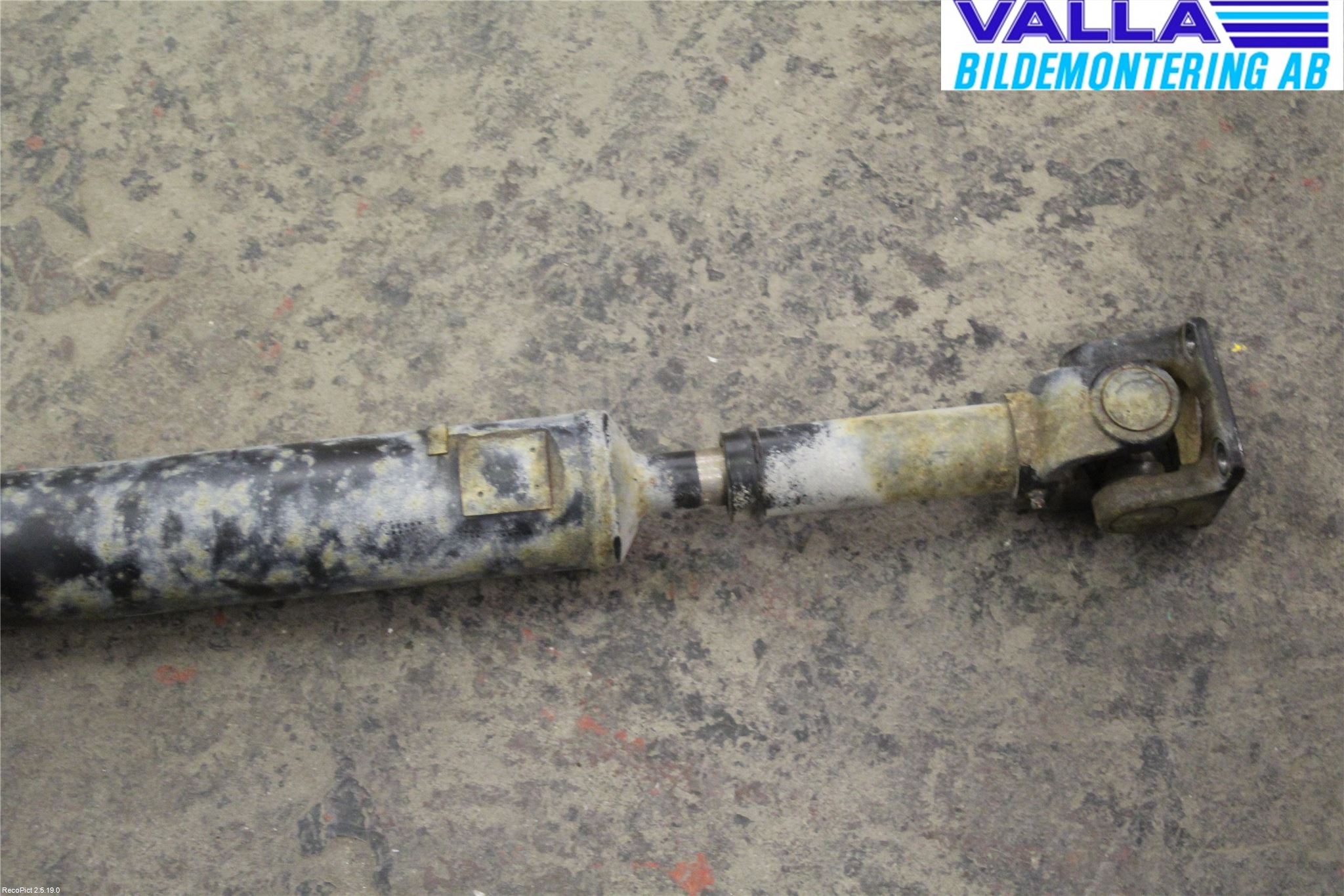 Kia SORENTO 03-09 Mellomaksel Bakre