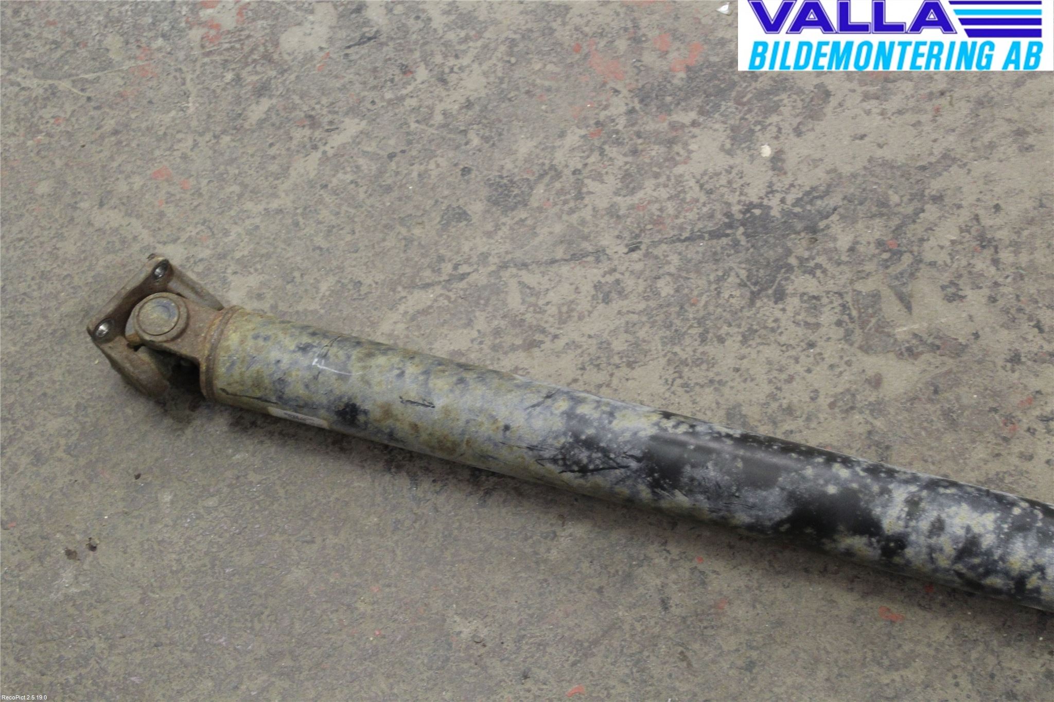 Kia SORENTO 03-09 Mellomaksel Bakre
