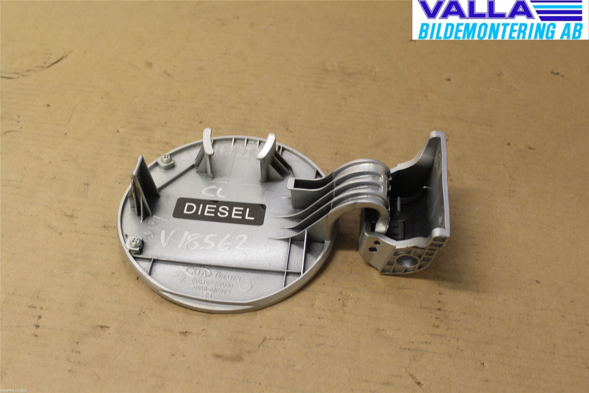 Kia SPORTAGE (SL) 11-15 Drivstoff Tankluke