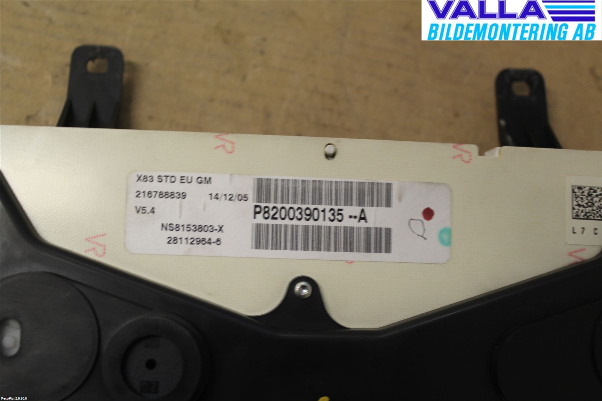 Opel VIVARO 01-14 Instr Kombinert