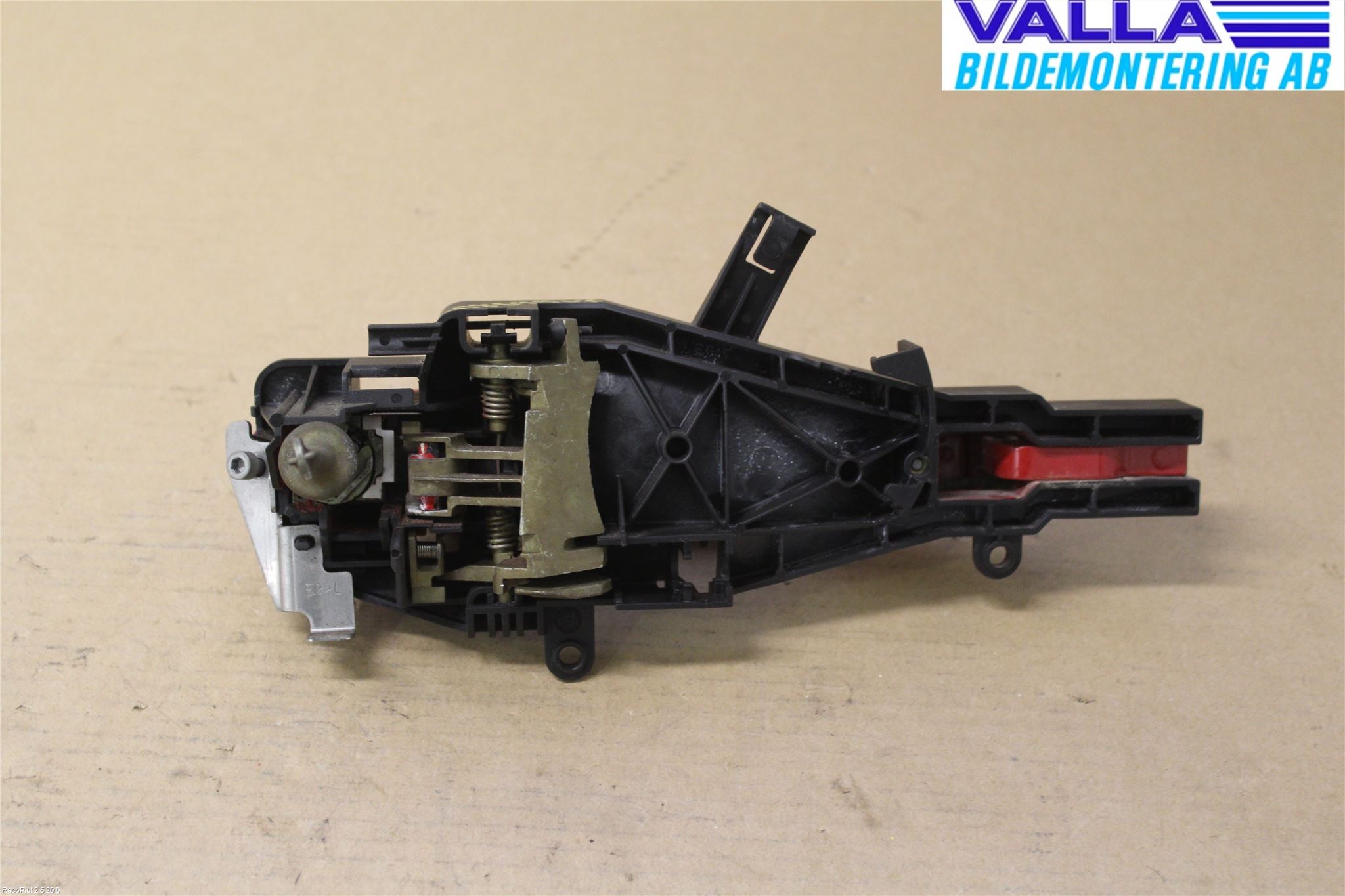 BMW 3 E90/91 SED/TOU 05-12 Dørhandtak Ytre Venstre