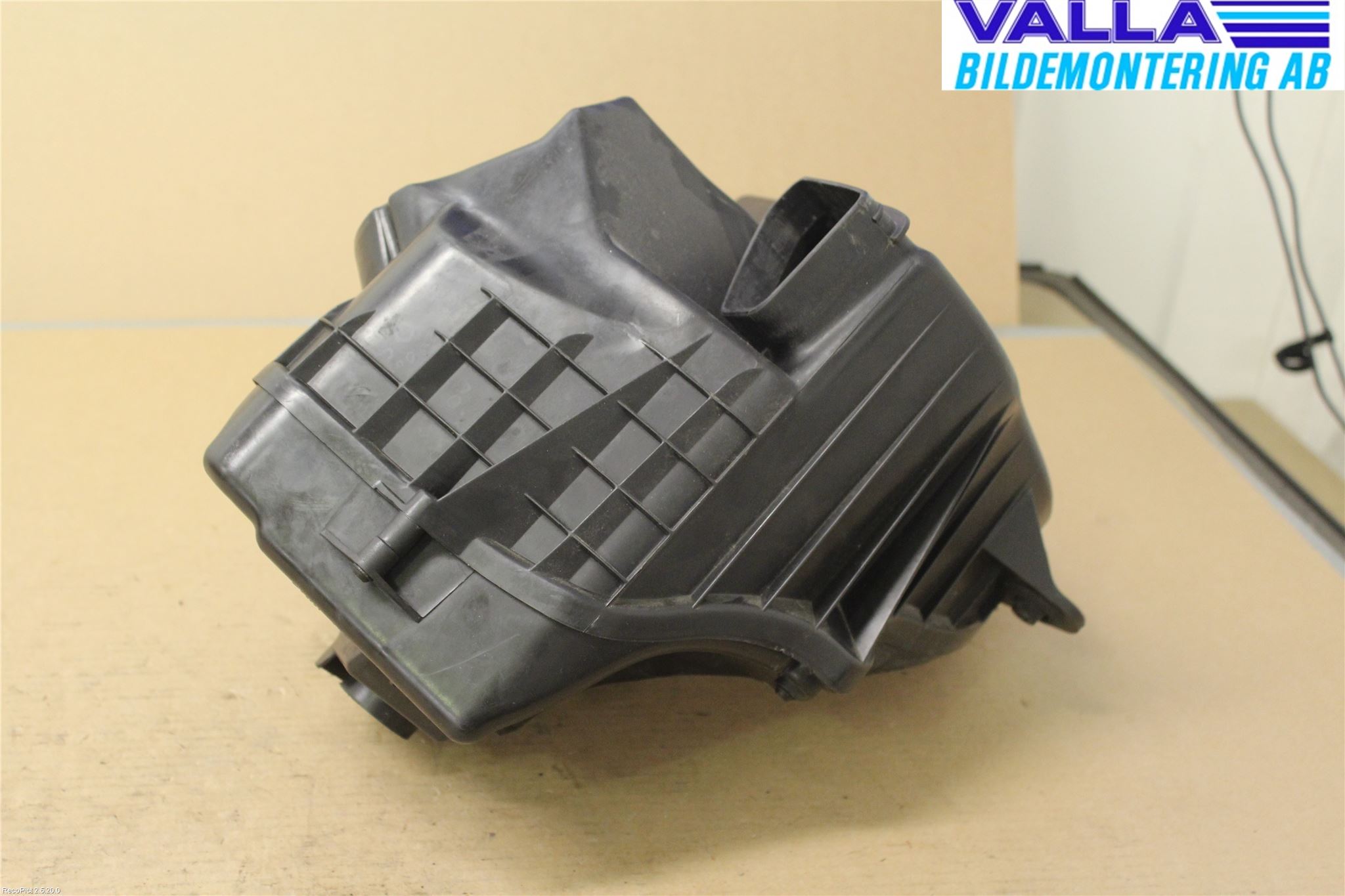 BMW 3 E90/91 SED/TOU 05-12 Luftfilter Boks