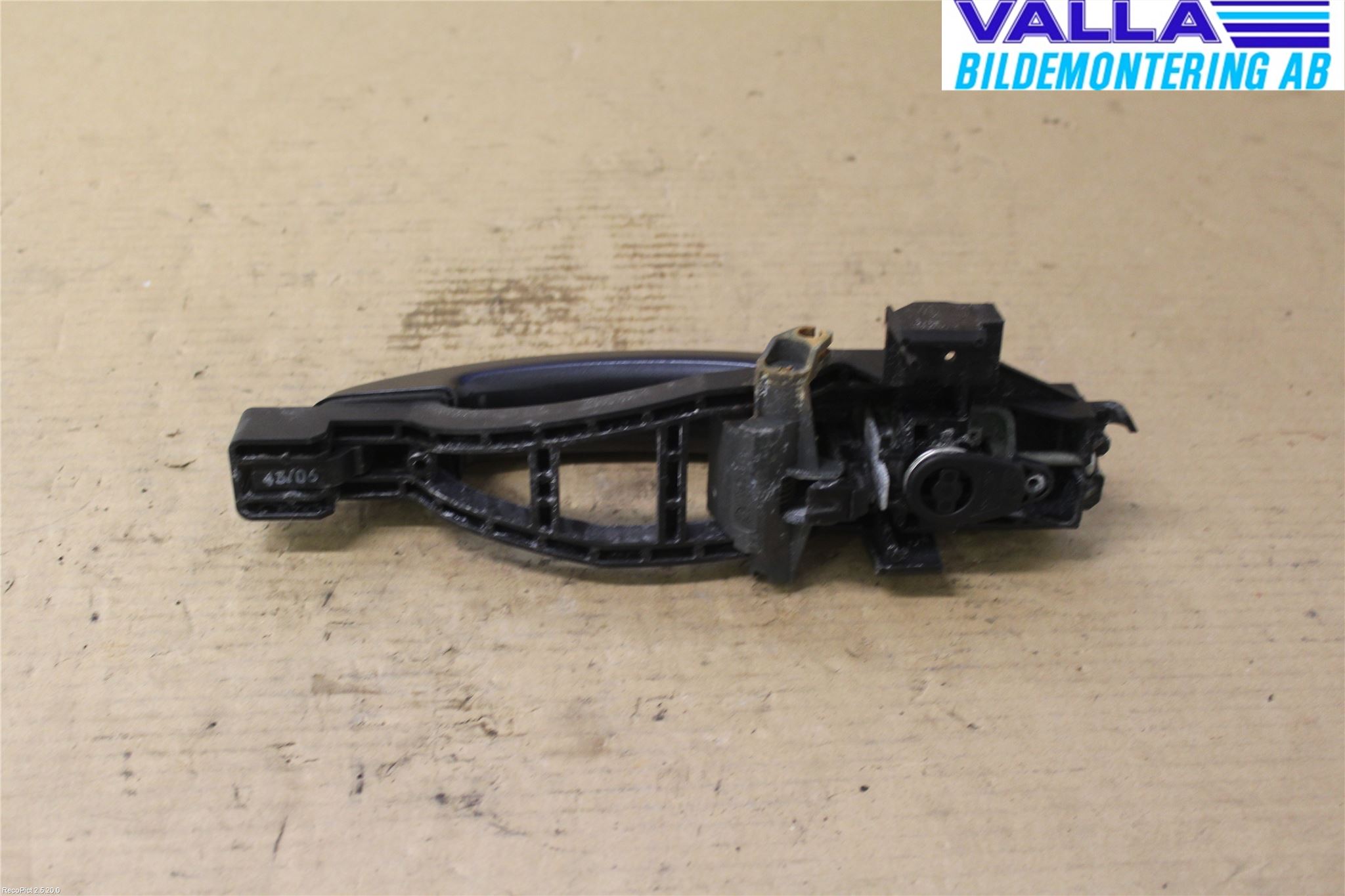 Ford FOCUS     04-07 Dørhandtak Ytre Venstre
