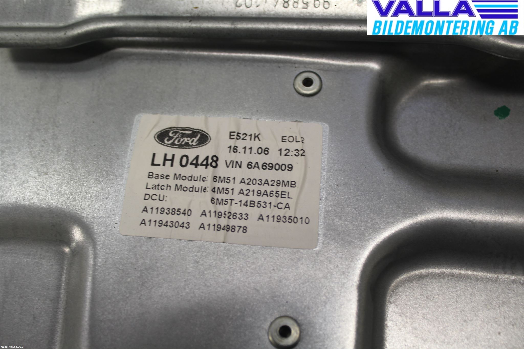 Ford FOCUS     04-07 Vindusheis El Komp