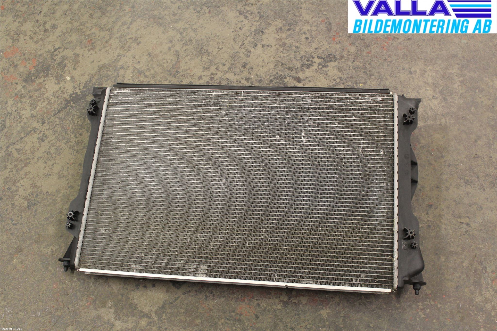 Audi A6/S6     05-11 Radiator Manuell
