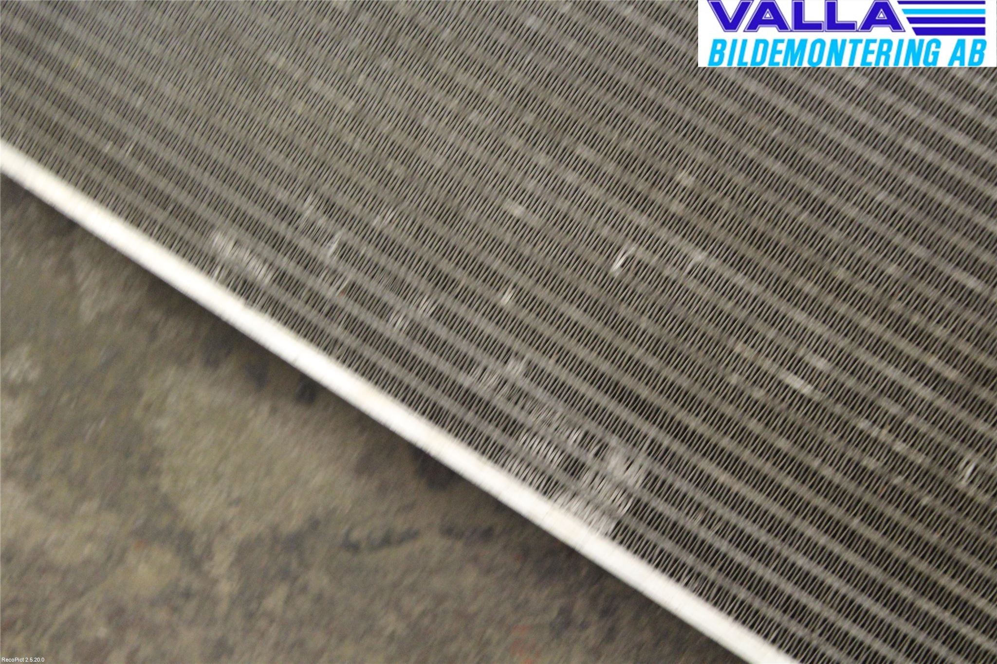 Audi A6/S6     05-11 Radiator Manuell