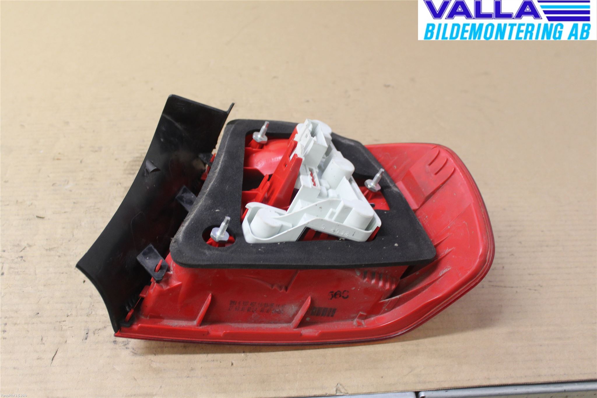 BMW 3 E90/91 SED/TOU 05-12 Baklykt Venstre