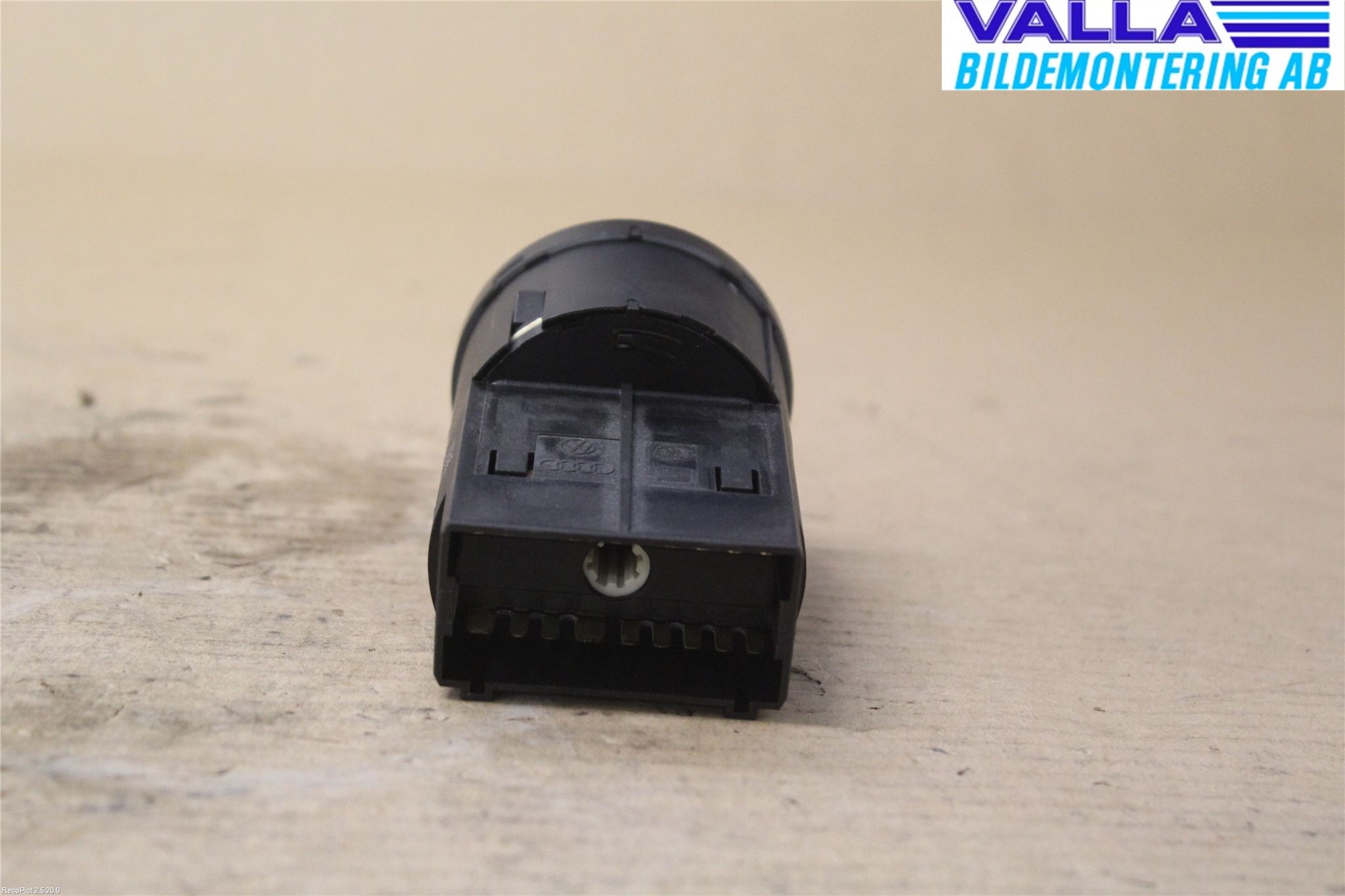 Volkswagen VW TRANSP/CARAVELLE (T5) 04-15 Bryter Hovedlys