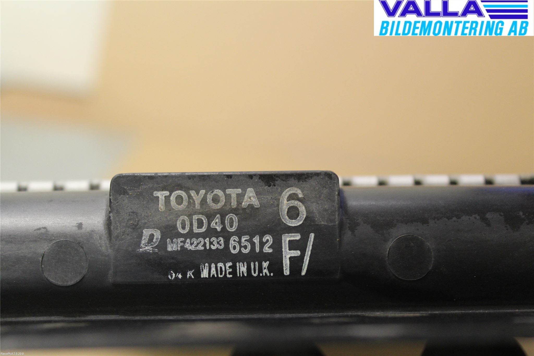 Toyota AURIS 07-09 Radiator Manuell