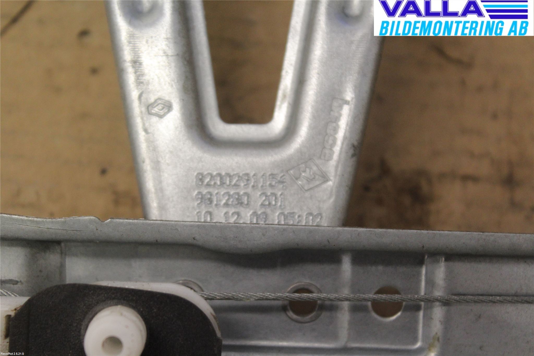 Renault CLIO III  09-12 Vindusheissett