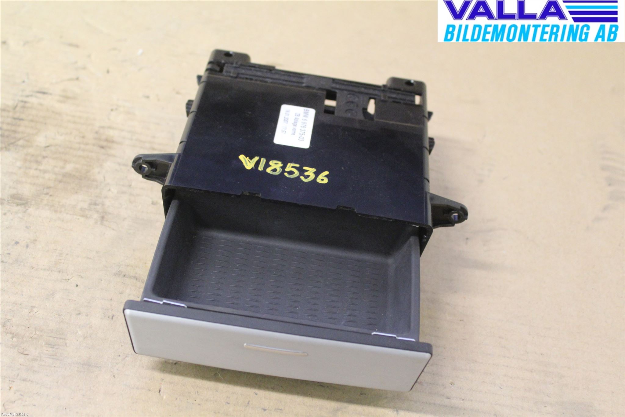 BMW 5 E60/61 Sed/Tou 02-10 Innr Oppbevaringsrom