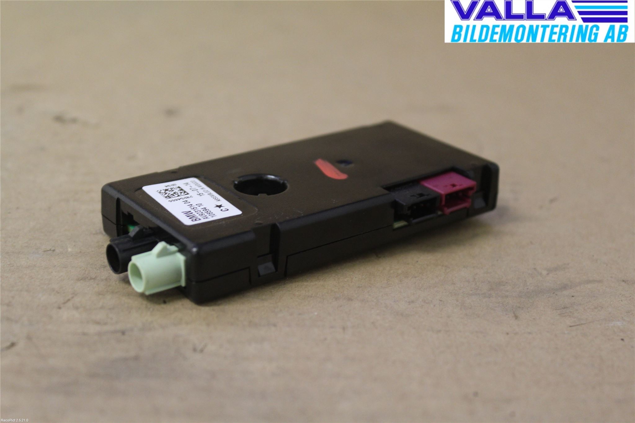 BMW 3 F30/F31/F80 12-19 Stereo Antenneforsterker