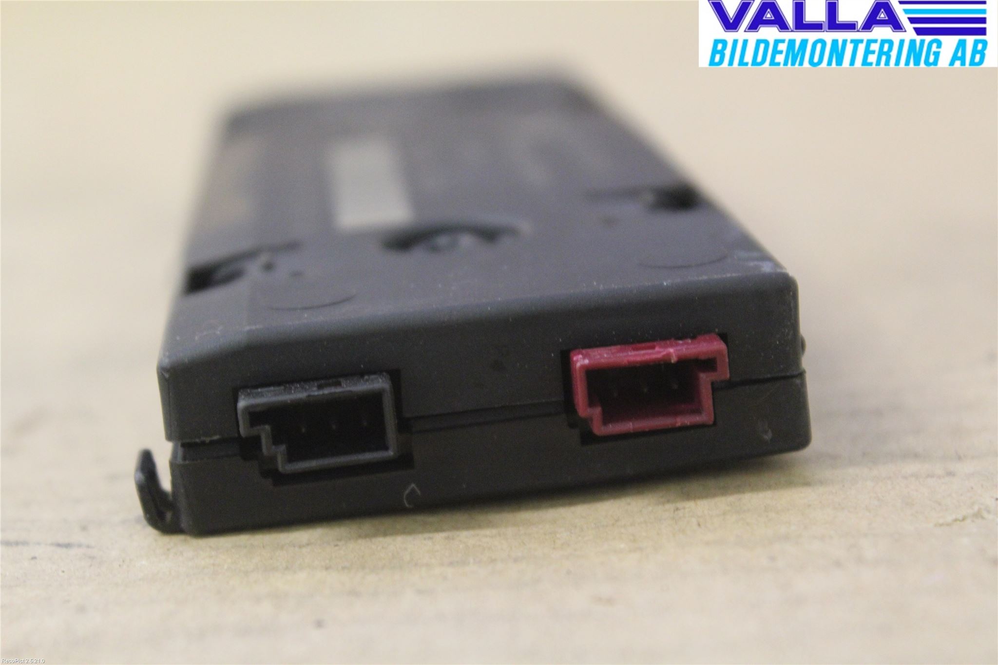 BMW 1 E87/81 5D/3D 03-11 Stereo Antenneforsterker