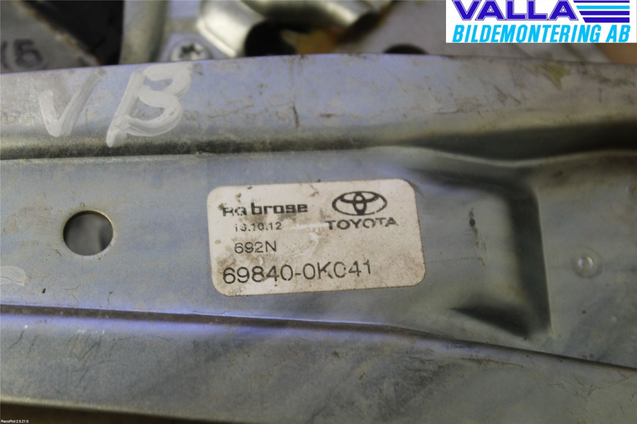 Toyota HILUX 05-16 Vindusheis El Komp