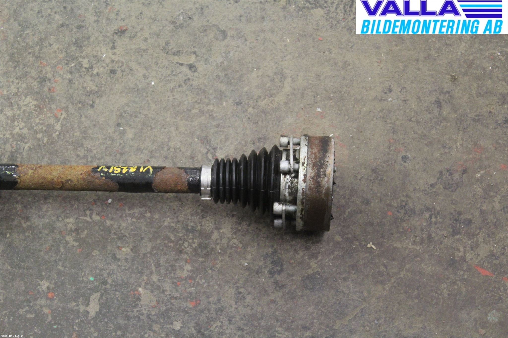 Volkswagen VW GOLF V 04-09 Drivaksel Foran Kompl Venstre