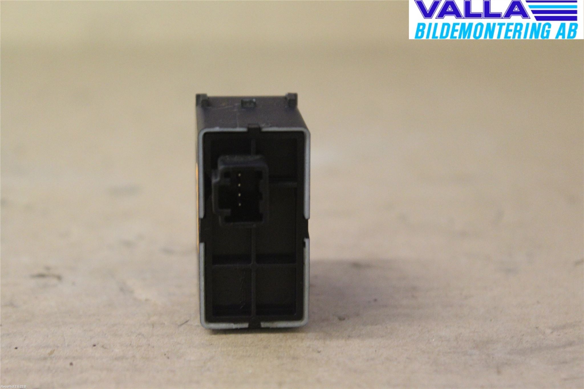 Nissan NOTE E11 06-14 Frontlykt Lysspredderreg