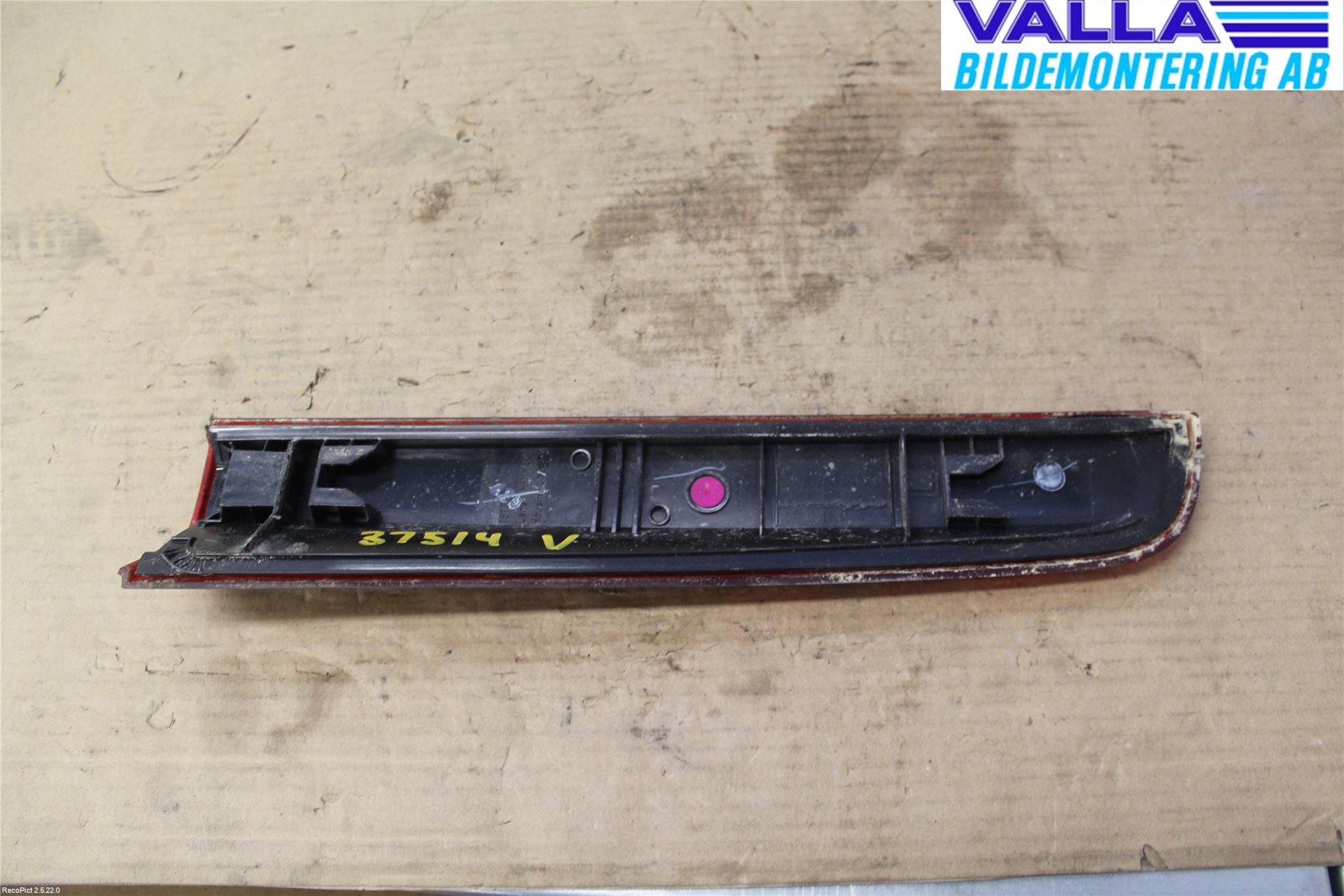 Nissan NOTE E11 06-14 Baklykt Venstre