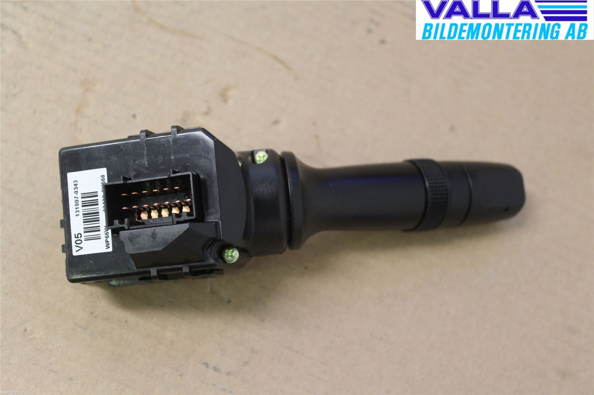 Hyundai i40 08-15 Bryter Ratt Visker - Spyler