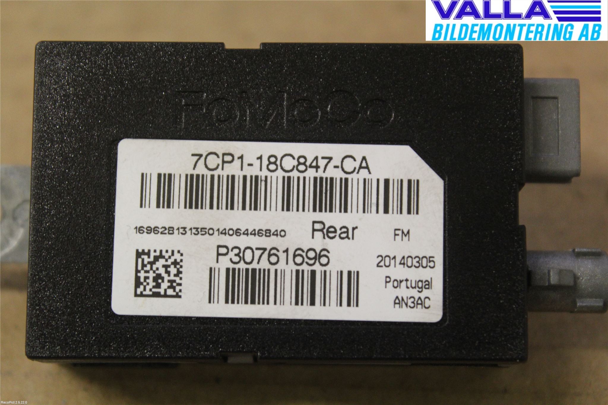 Volvo V40 12-19 Stereo Antenneforsterker