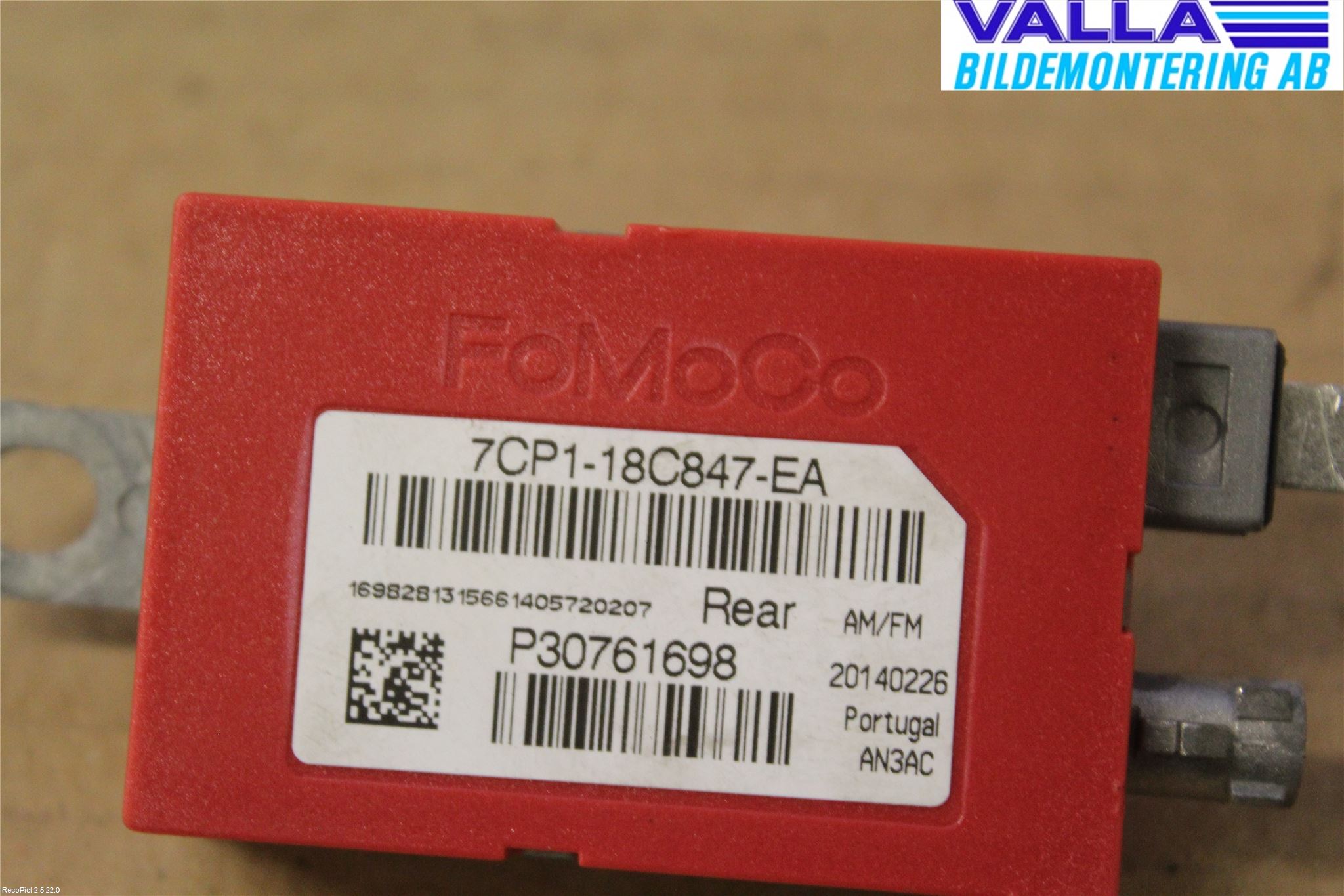 Volvo V40 12-19 Stereo Antenneforsterker