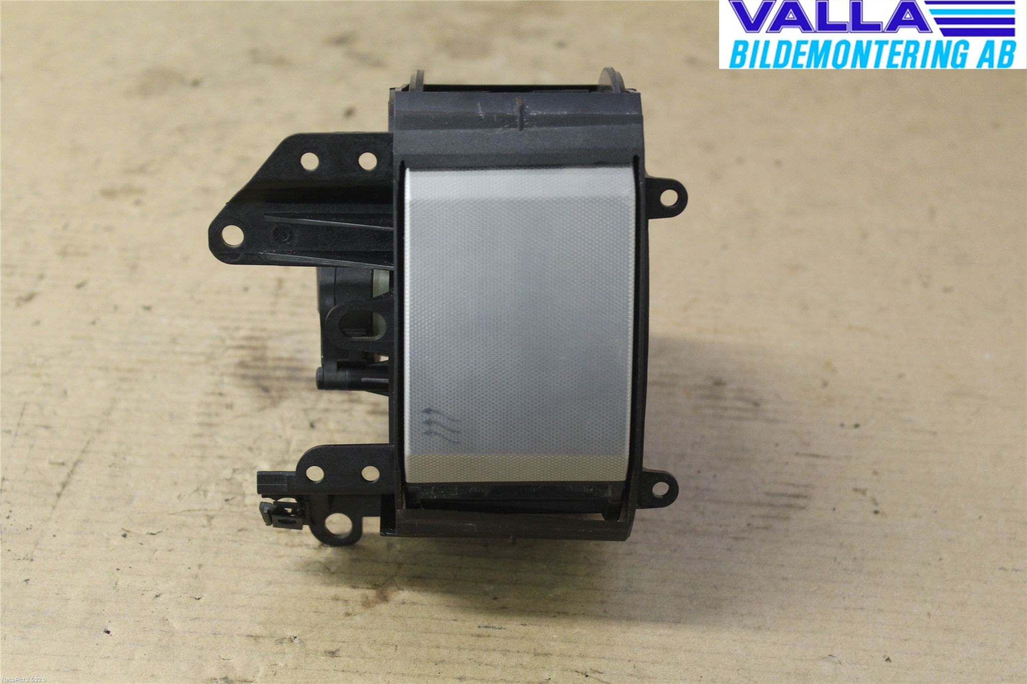 Jaguar XF 08-15 Dashbord Kanal - Dyse