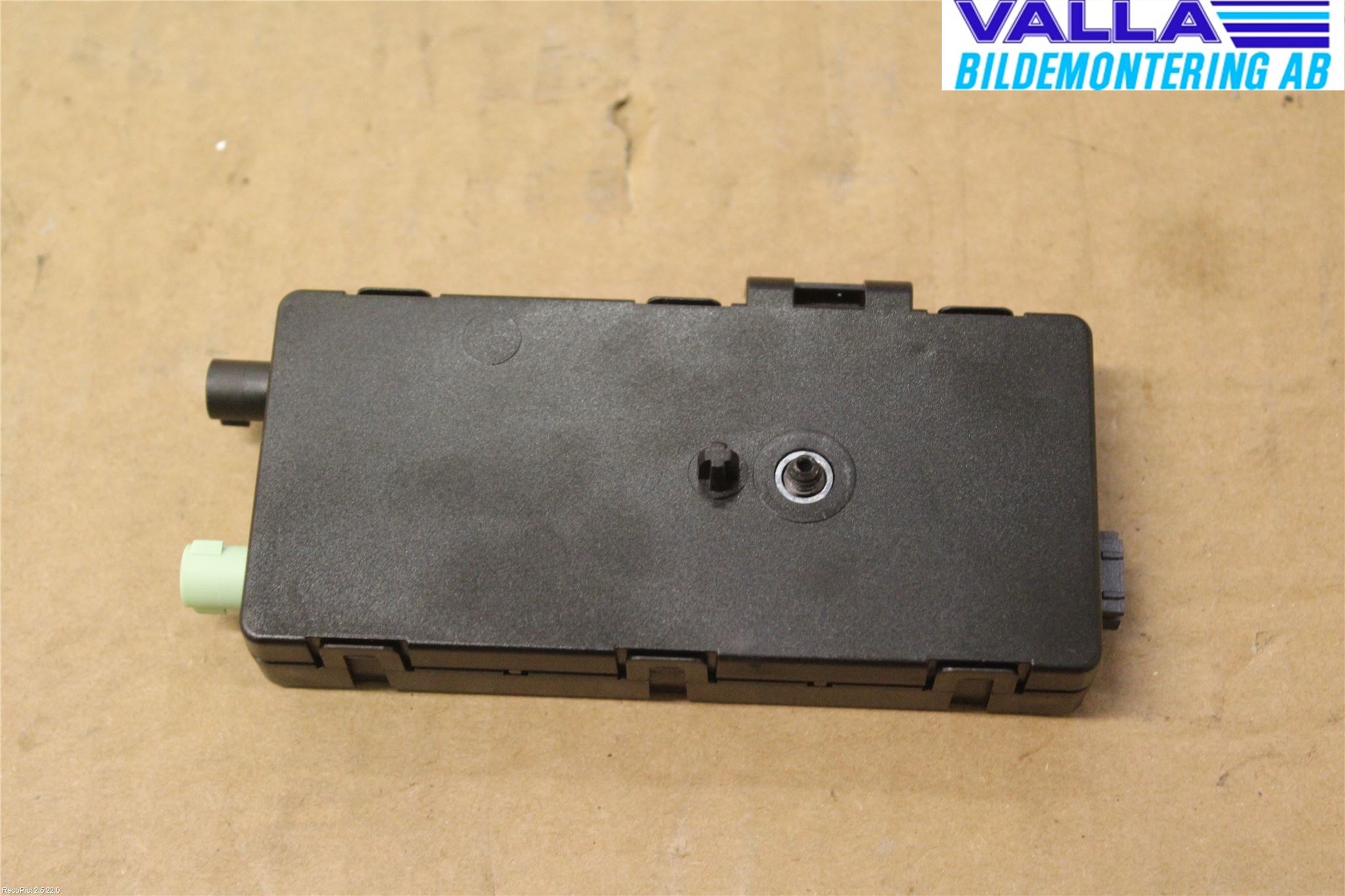 BMW 1 F20/F21 11-19 Stereo Antenneforsterker