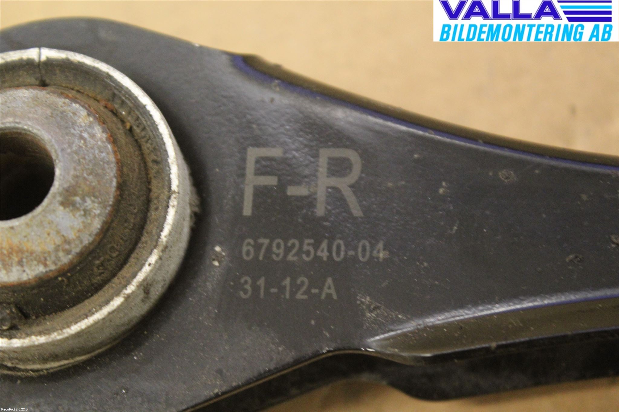 BMW 1 F20/F21 11-19 Bakaksel Momentstag