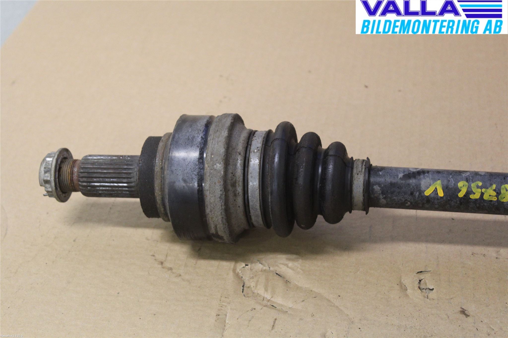 BMW 1 F20/F21 11-19 Drivaksel Bak Kompl Venstre